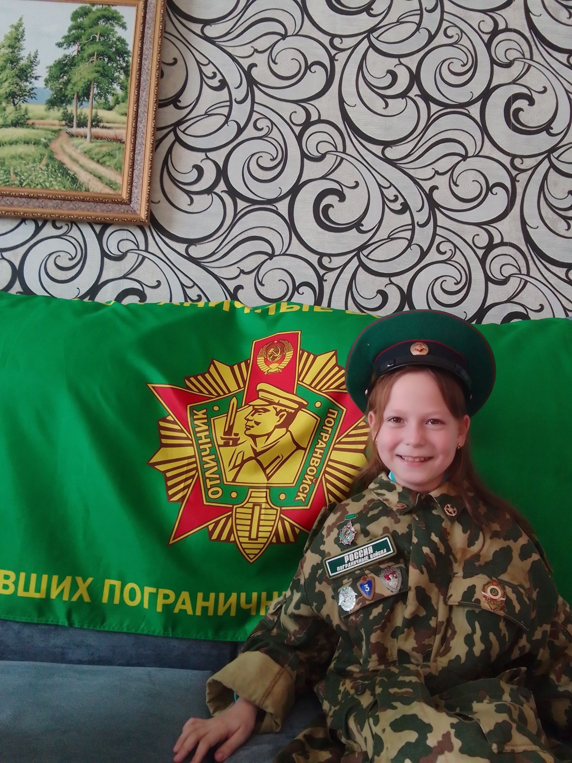 Следующая участница конкурса «Военную фуражку нашёл я у отца» - Дарина Перепелкина