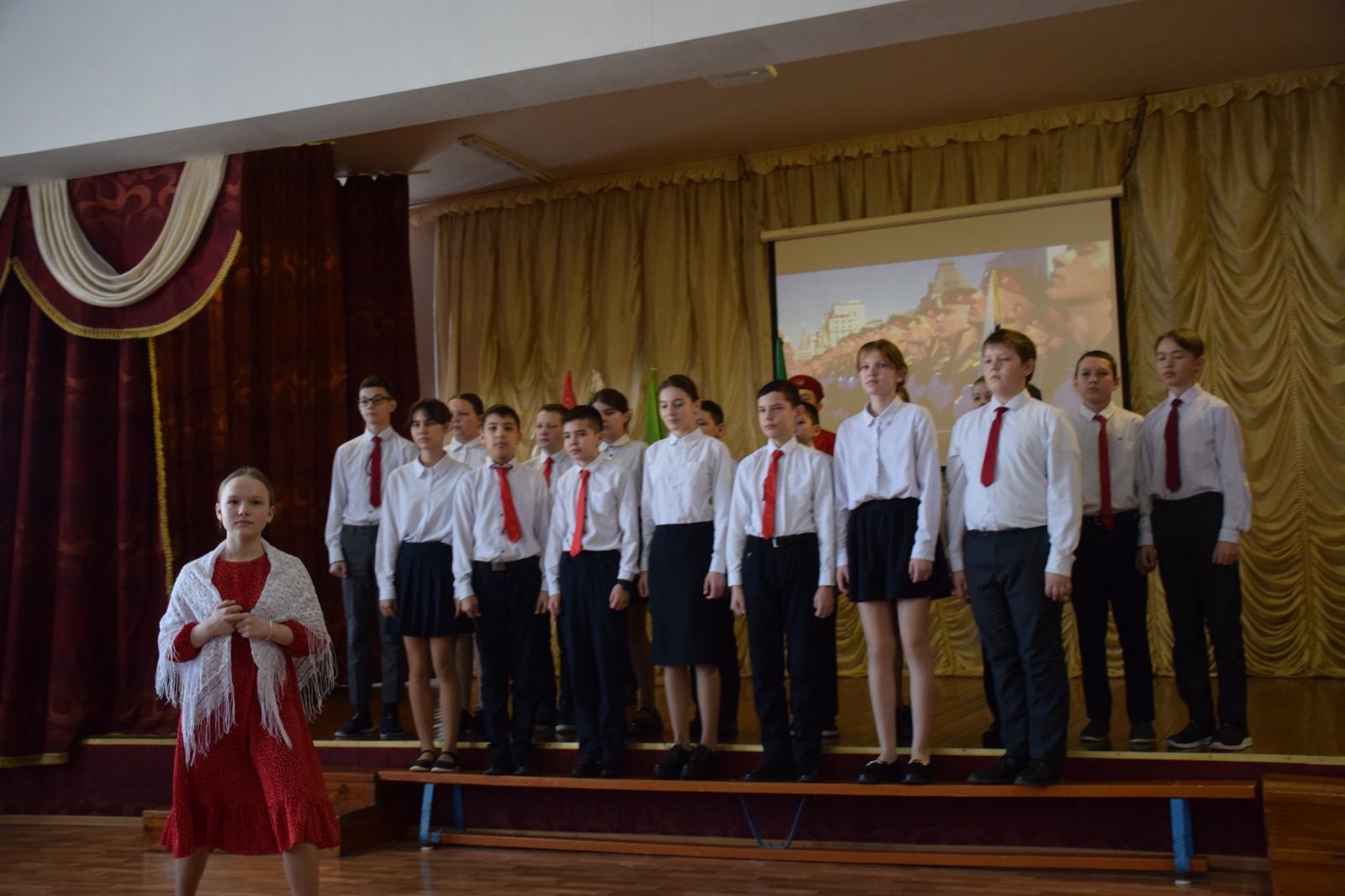 В Нурлатской гимназии завершился школьный этап конкурса “Битва хоров”