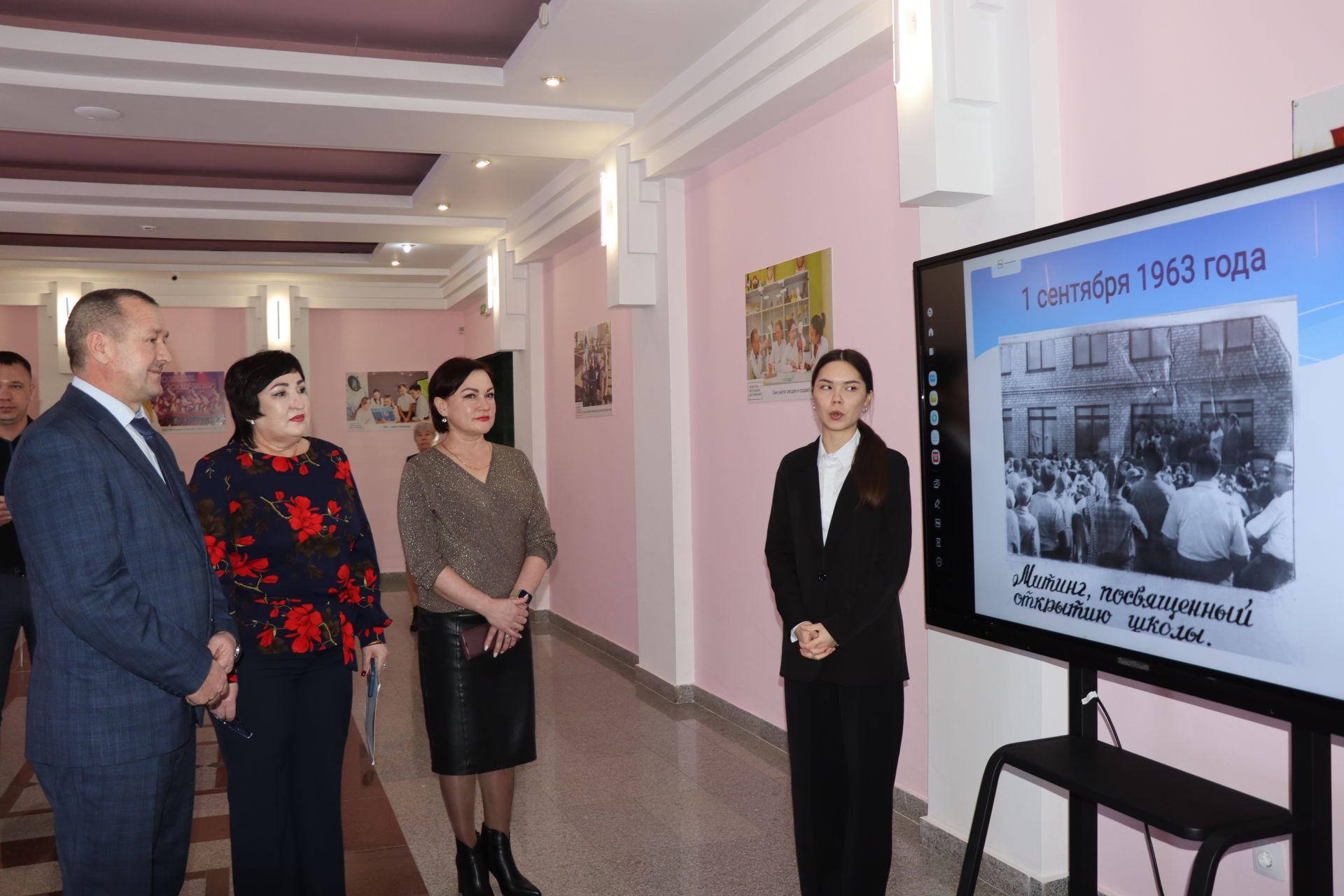 В Нурлате прошло торжественное мероприятие, посвященное закрытию Года педагога и наставника