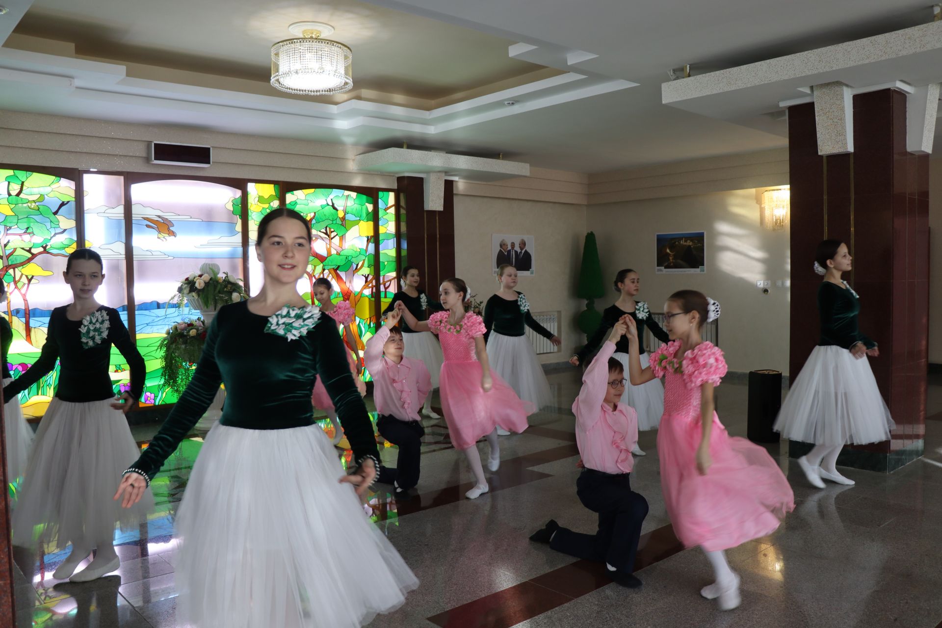 В Нурлате прошло торжественное мероприятие, посвященное закрытию Года педагога и наставника