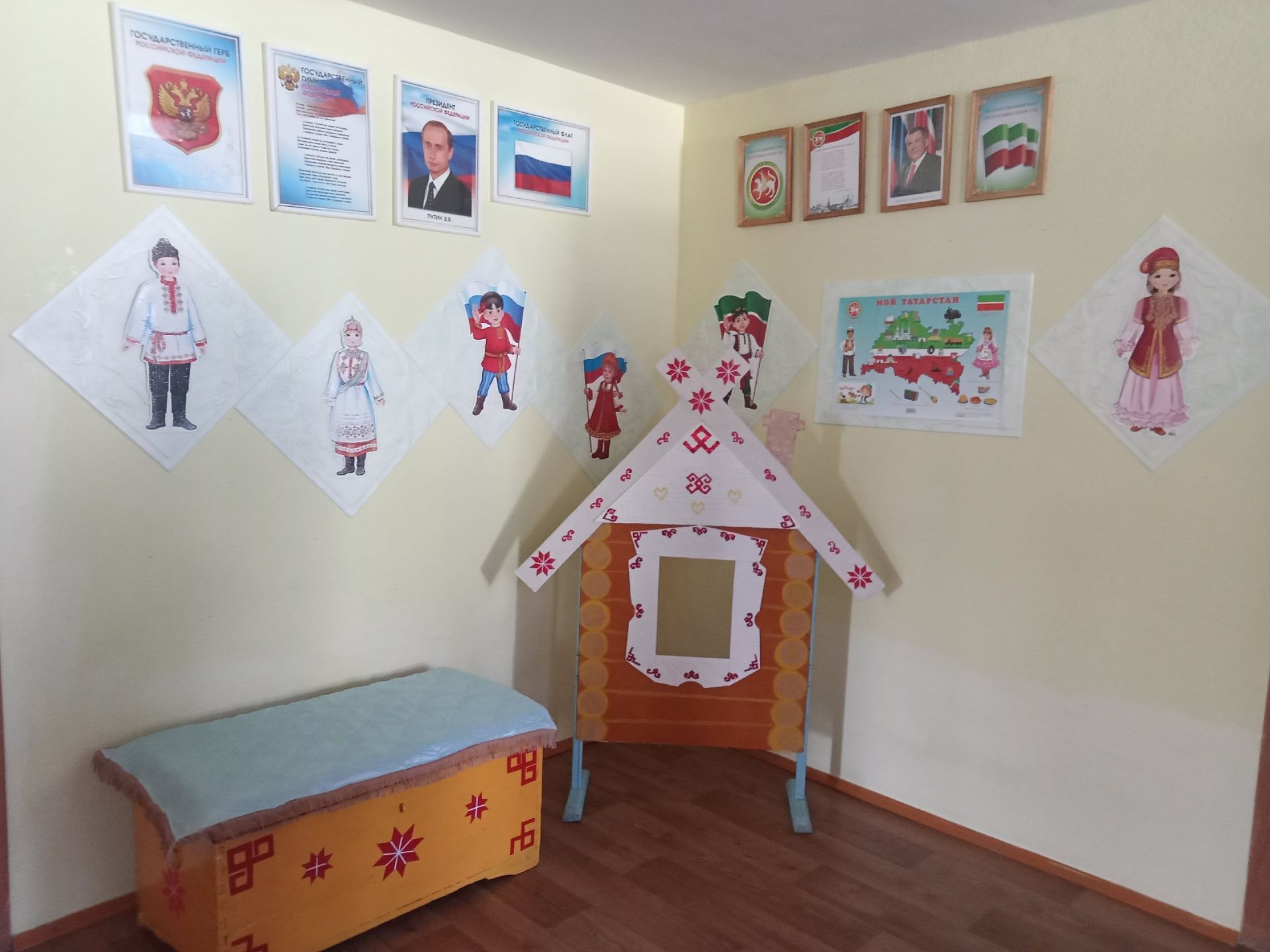 Среднекамышлинский детский сад посетили сотрудники Нурлатского Дома Дружбы народов