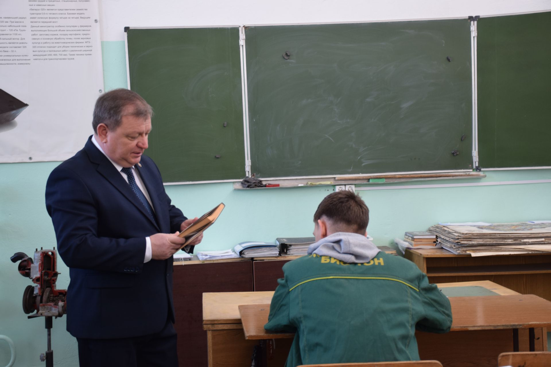 В Нурлатском аграрном техникуме прошла мини-ярмарка вакансий