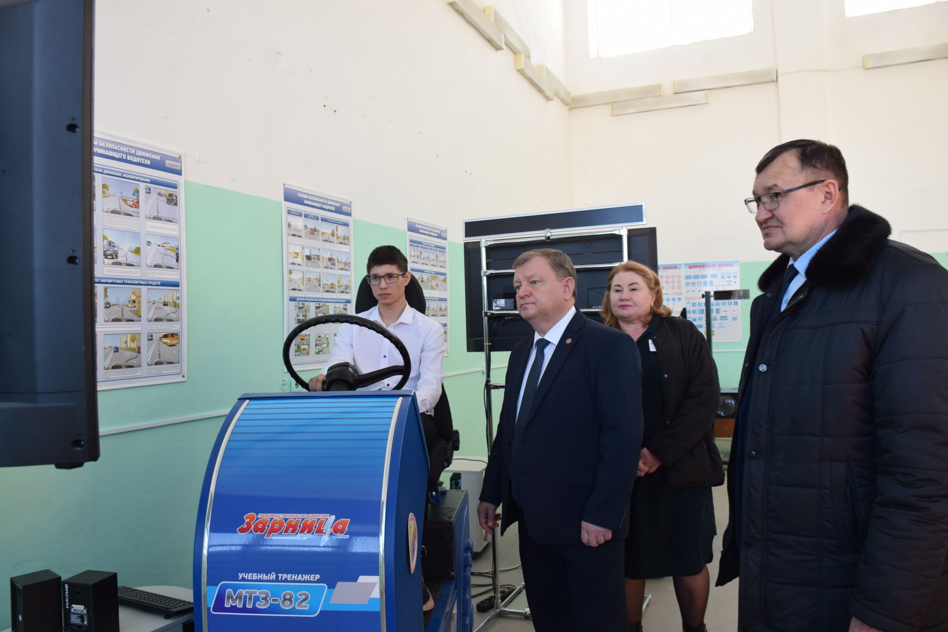 В Нурлатском аграрном техникуме прошла мини-ярмарка вакансий