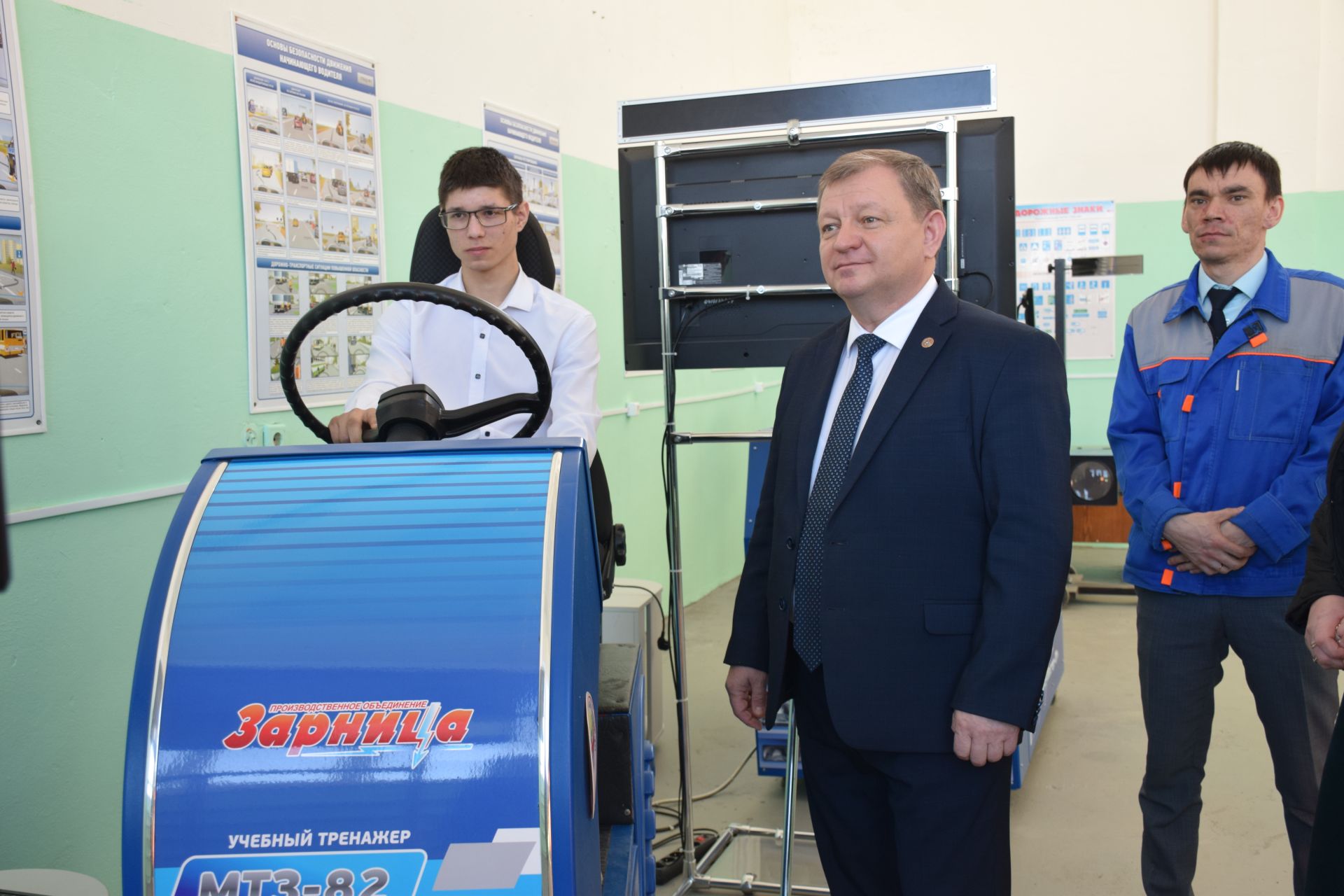 В Нурлатском аграрном техникуме прошла мини-ярмарка вакансий