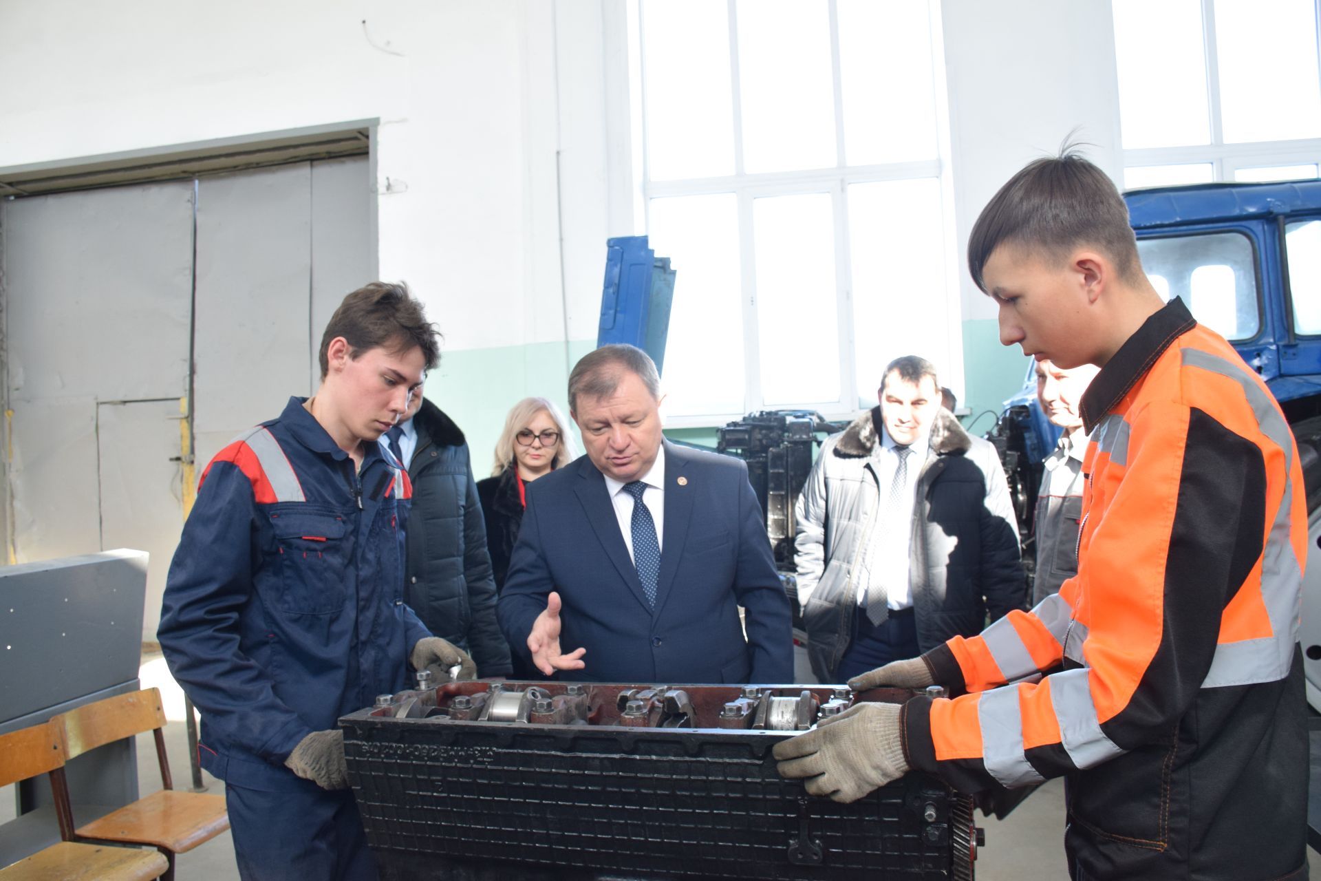 В Нурлатском аграрном техникуме прошла мини-ярмарка вакансий