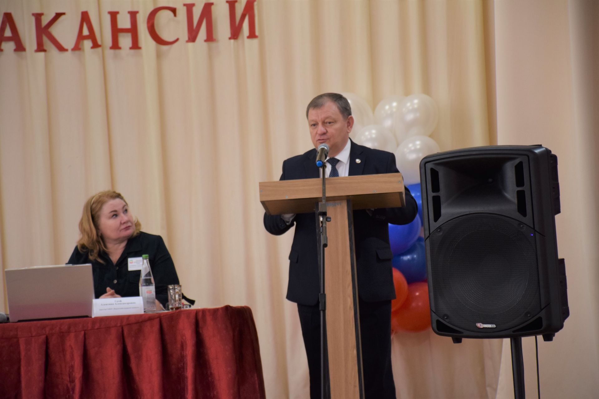В Нурлатском аграрном техникуме прошла мини-ярмарка вакансий