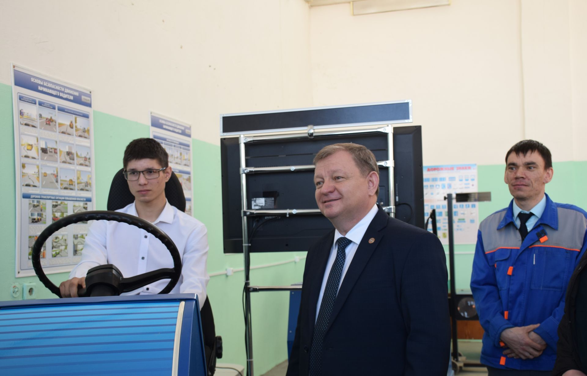 В Нурлатском аграрном техникуме прошла мини-ярмарка вакансий