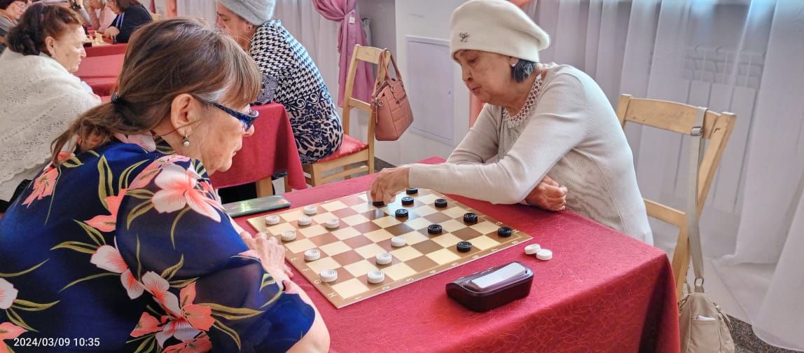 В Нурлате прошли турниры по шахматам и шашкам
