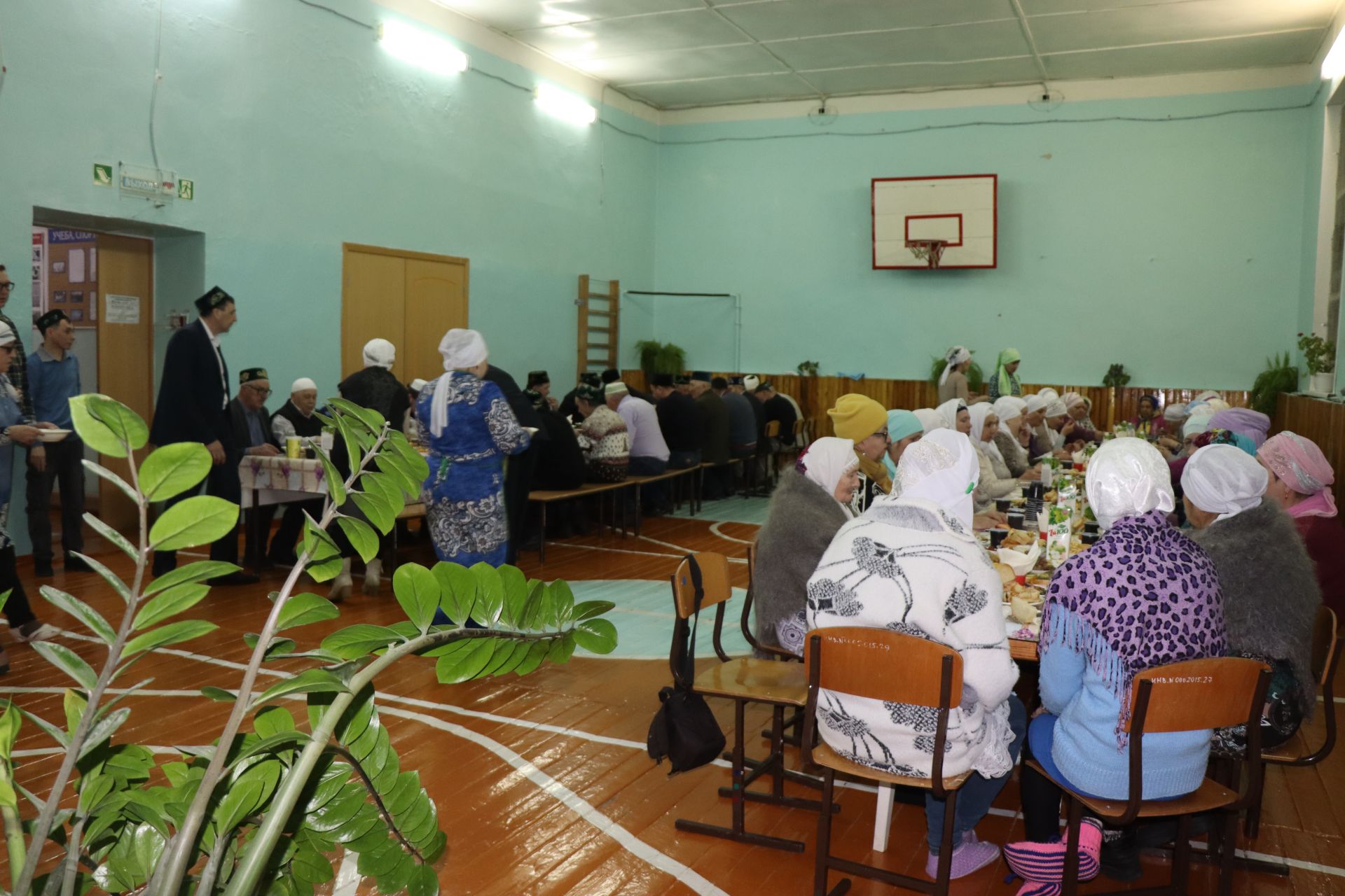 В татарских селах Нурлатского района месяц Рамадан начался с ифтара-меджлиса, организованного Сулеймановыми