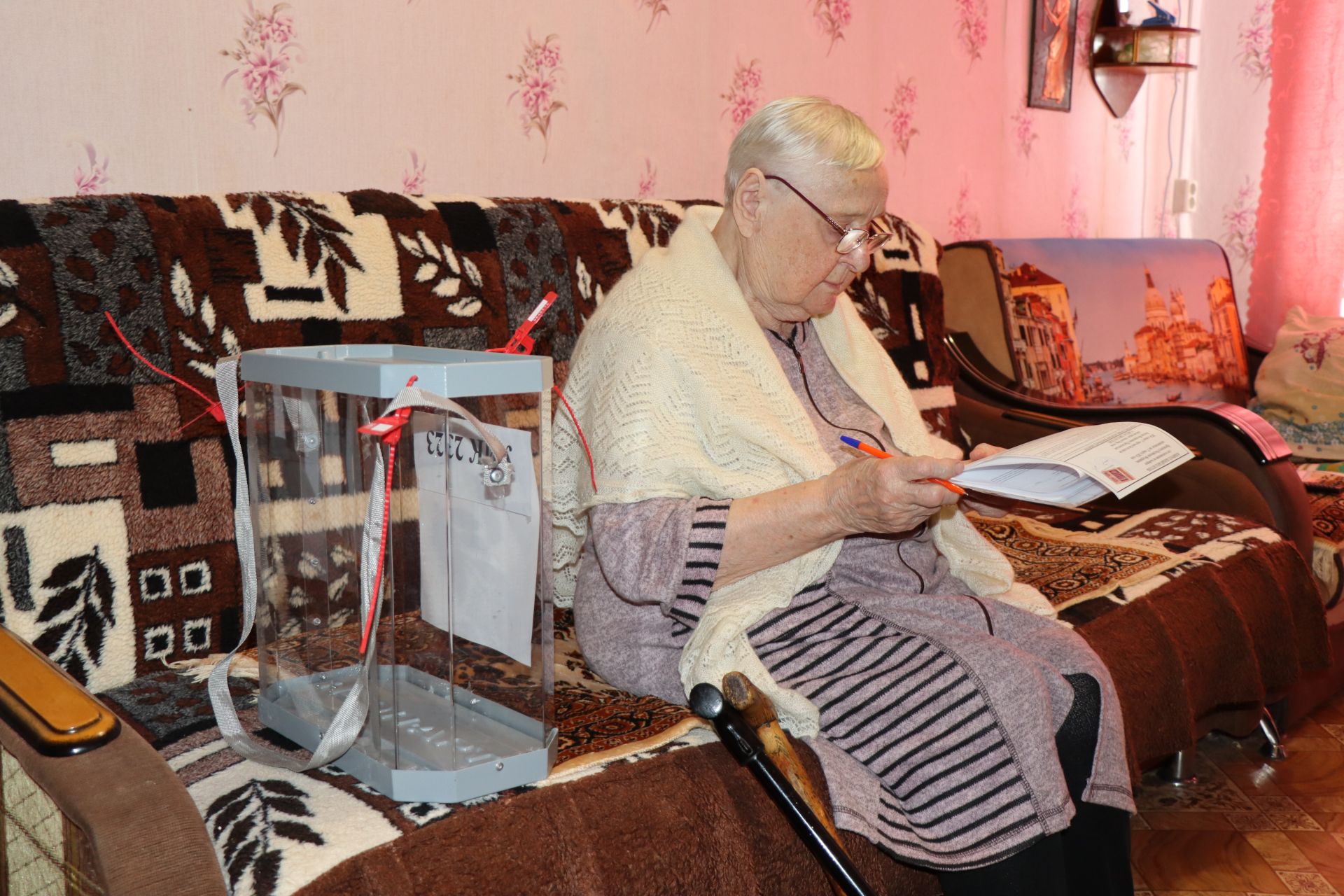 В Нурлате долгожительница в день голосования отметила и свой праздник