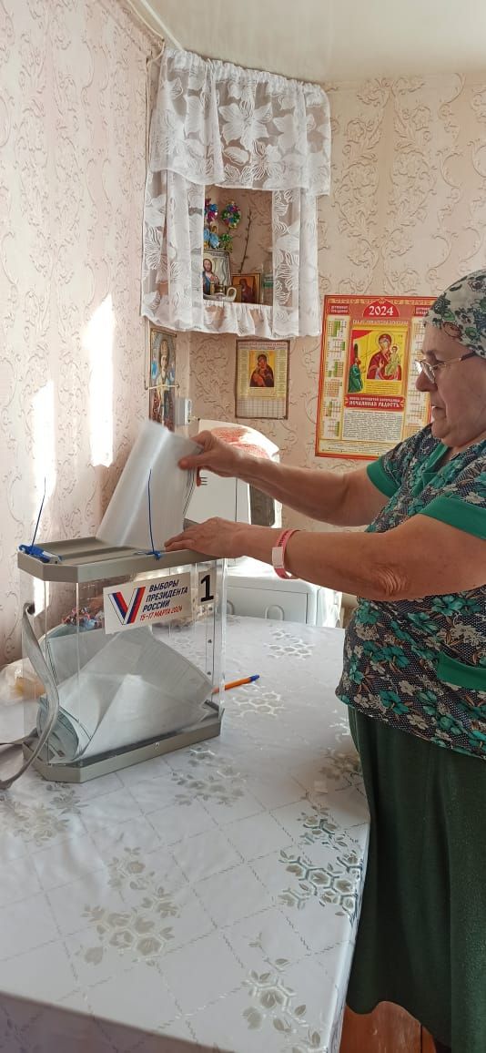 За 90% перевалило количество проголосовавших на участке №2379 в селе Чувашский Тимерлек к середине дня