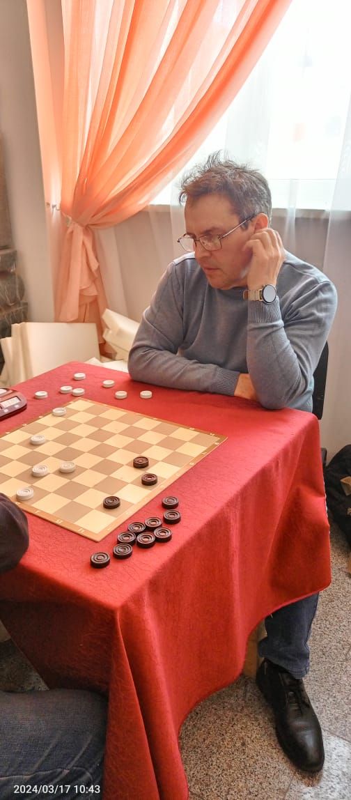 В Нурлате определился чемпион по русским шашкам