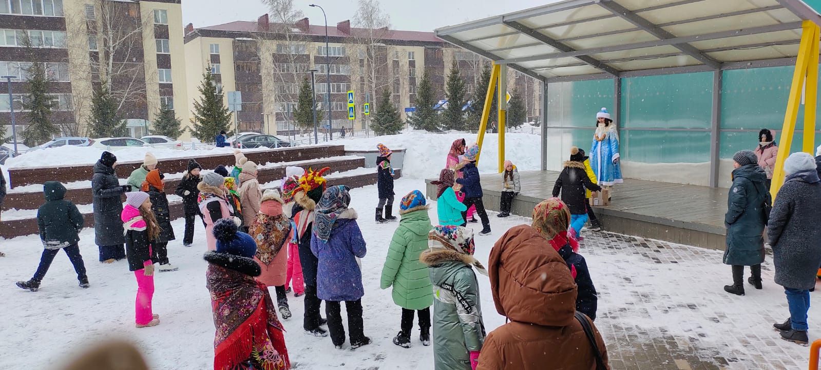 Праздник пробуждения природы Науруз прошел в сквере музыкальной школы Нурлата