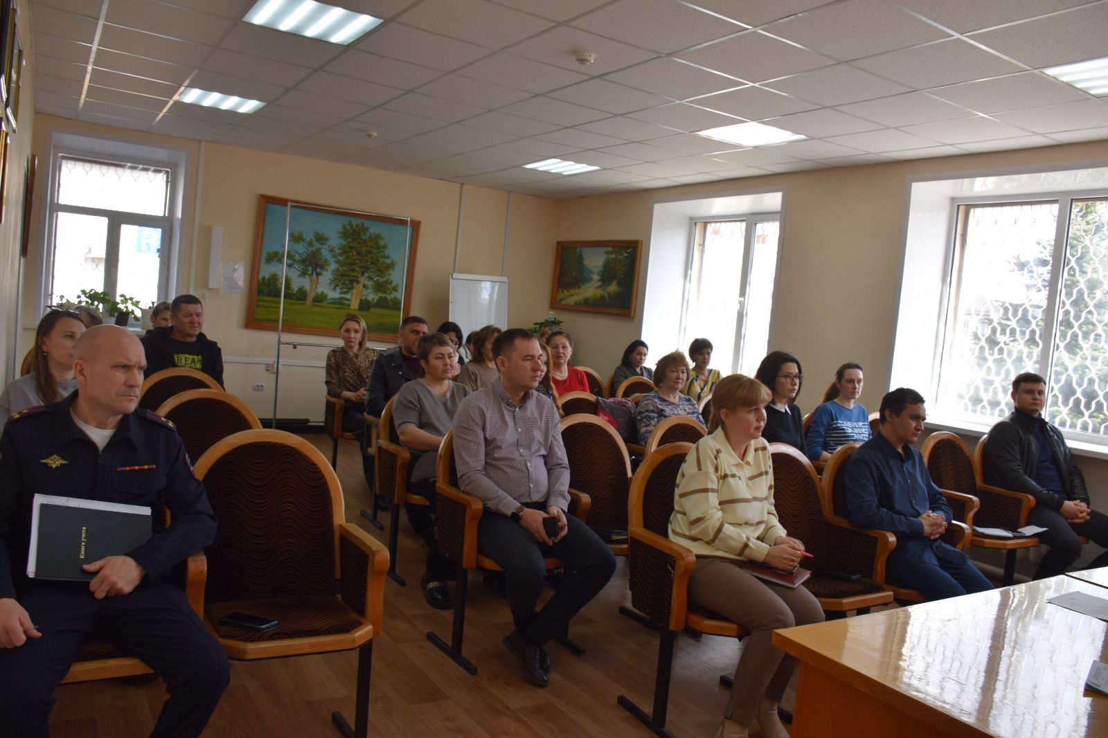 В Нурлате обсудили вопросы, касающиеся оборота алкогольной и спиртосодержащей продукции
