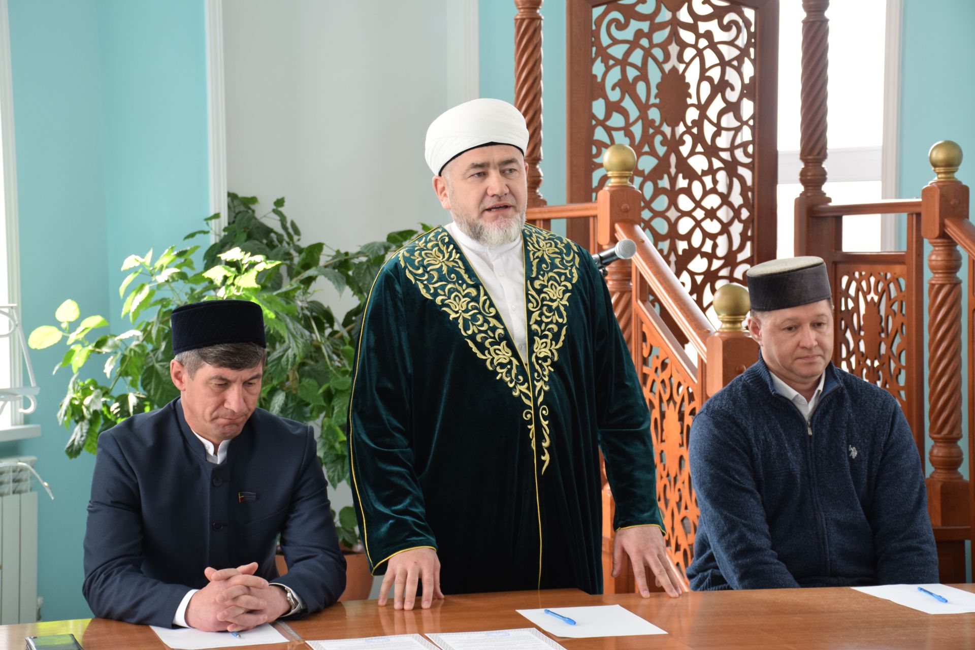 В двух мечетях Нурлата официально назначили имам-хатыйбов