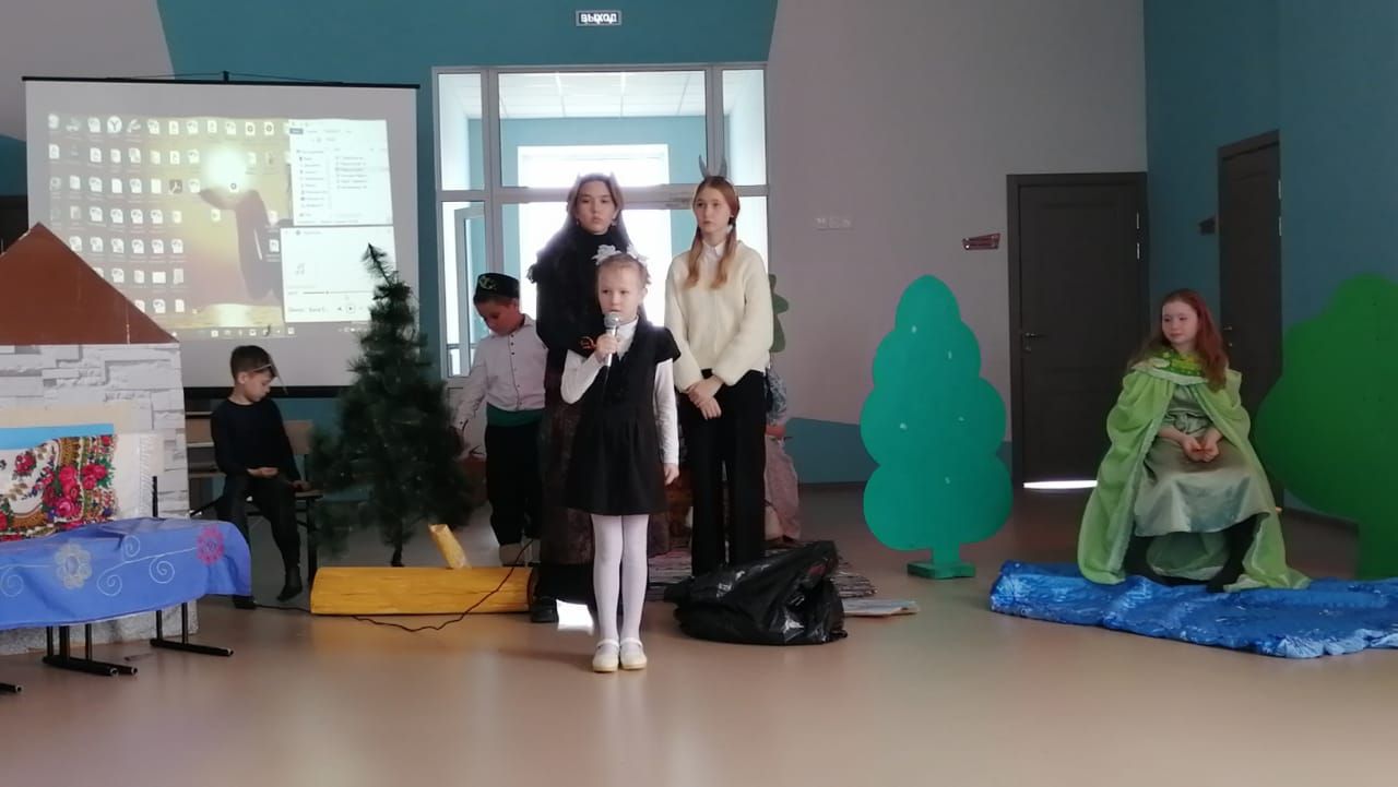 В школе №8 г.Нурлат отметили день рождения Габдуллы Тукая