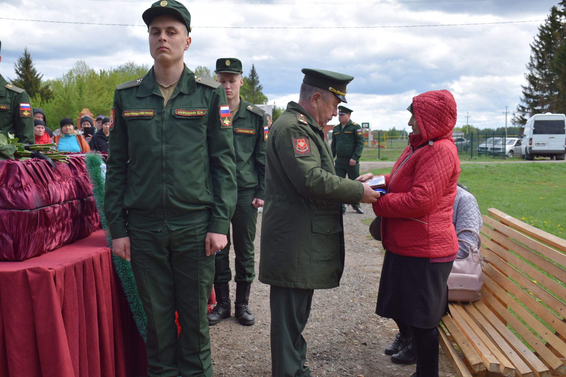 Уроженца Нурлатского района, погибшего на СВО, похоронили с почестями