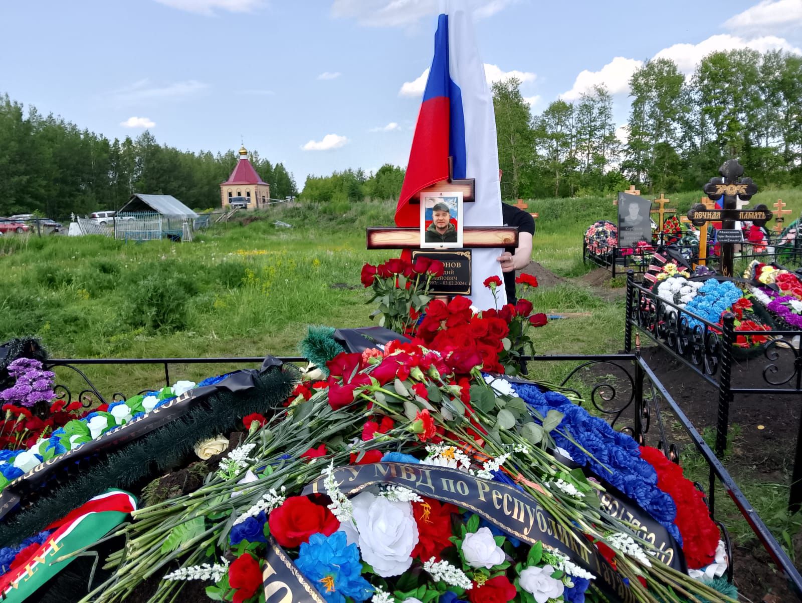 В Нурлате простились с участником СВО Смирновым Аркадием