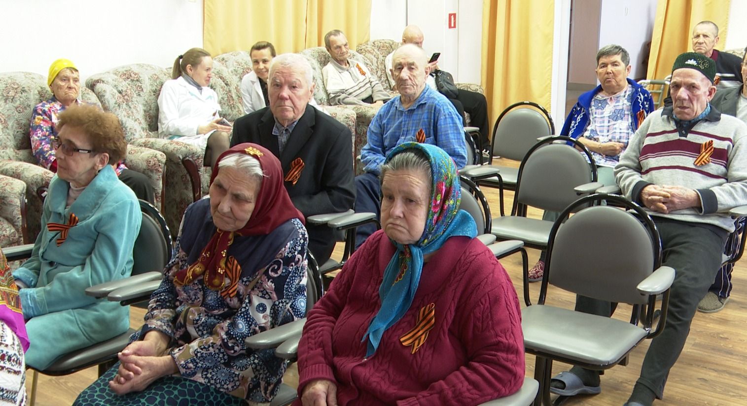 В преддверии Дня Победы в Нурлатском доме-интернате для престарелых и инвалидов прошел концерт