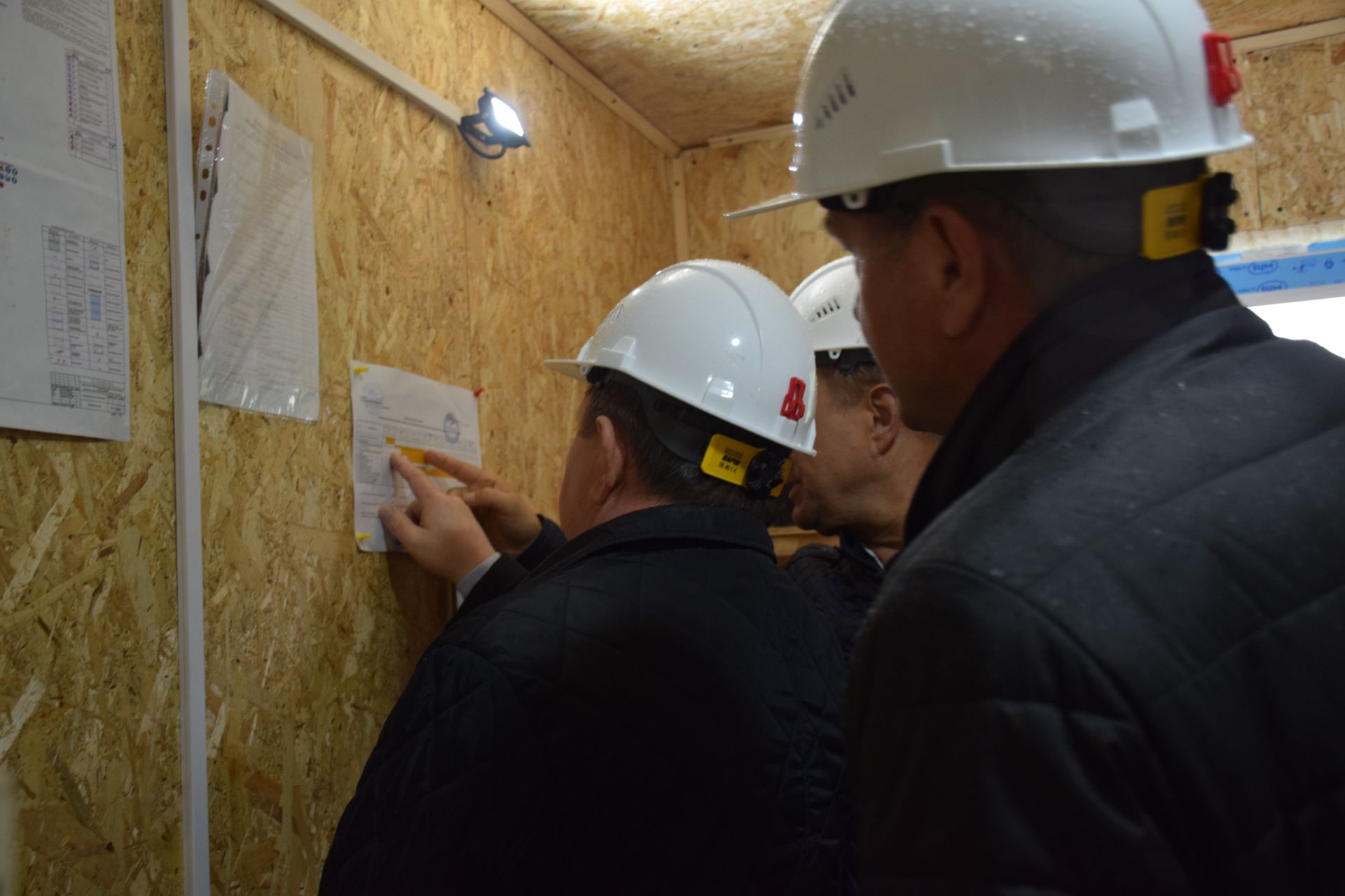 Глава Нурлатского района совершил объезд строительных объектов