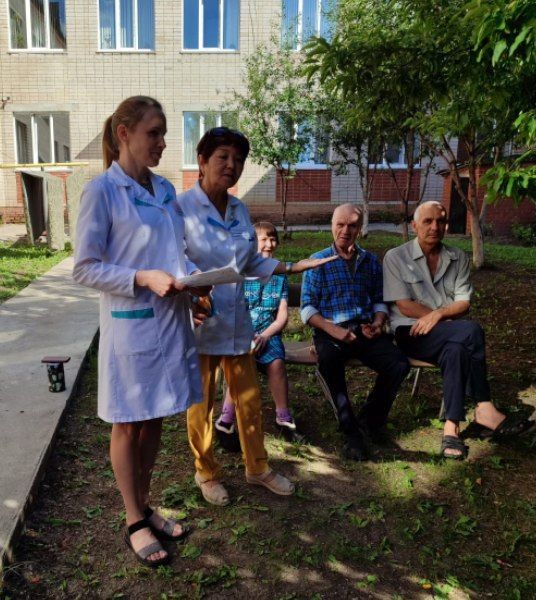 Мероприятие ко Дню России прошло в Нурлатском доме-интернате для престарелых и инвалидов