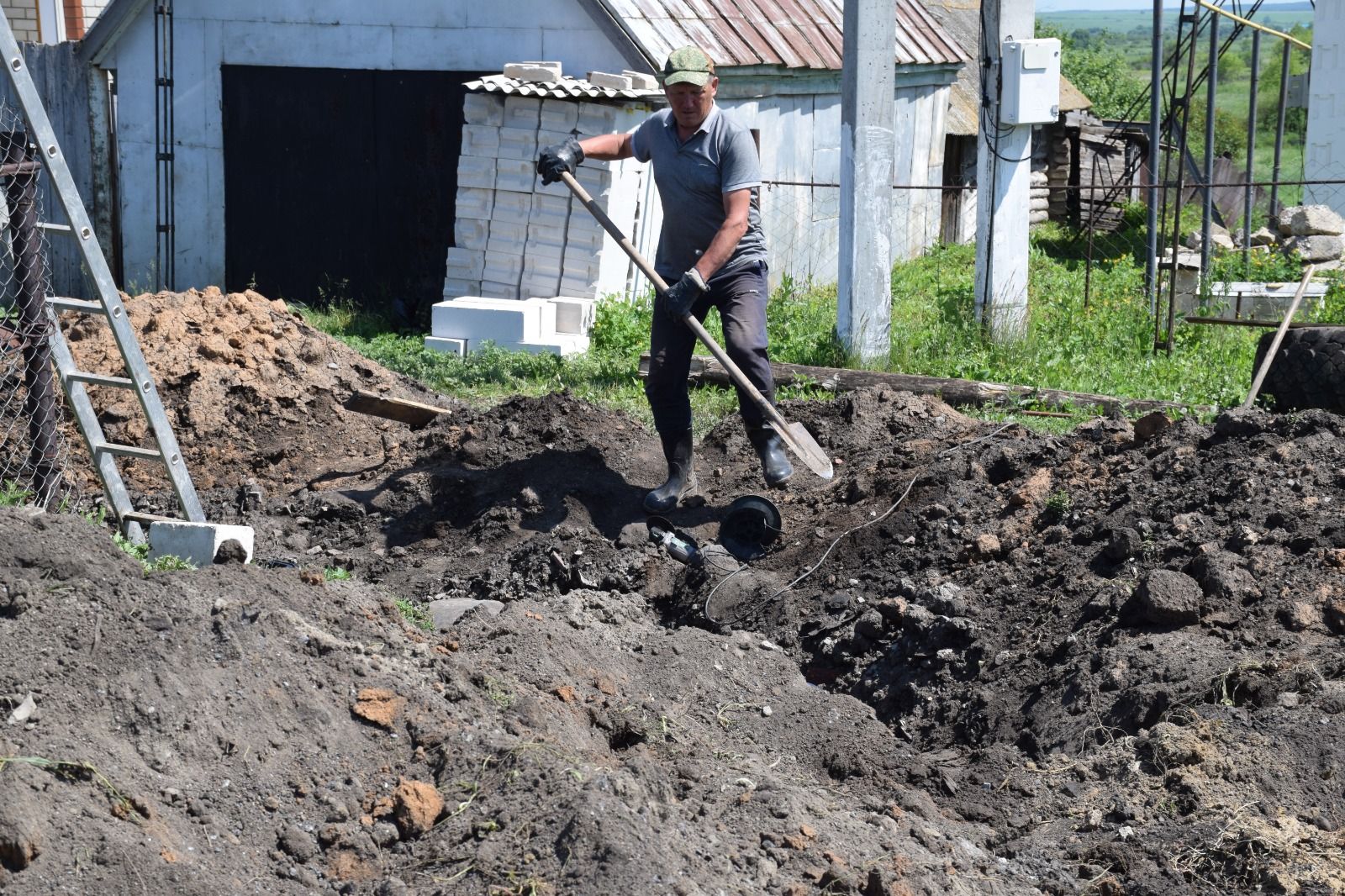 В мкр. Нижний Нурлат ведутся работы по прокладке водопровода на улицах Родниковая и Нижненурлатская