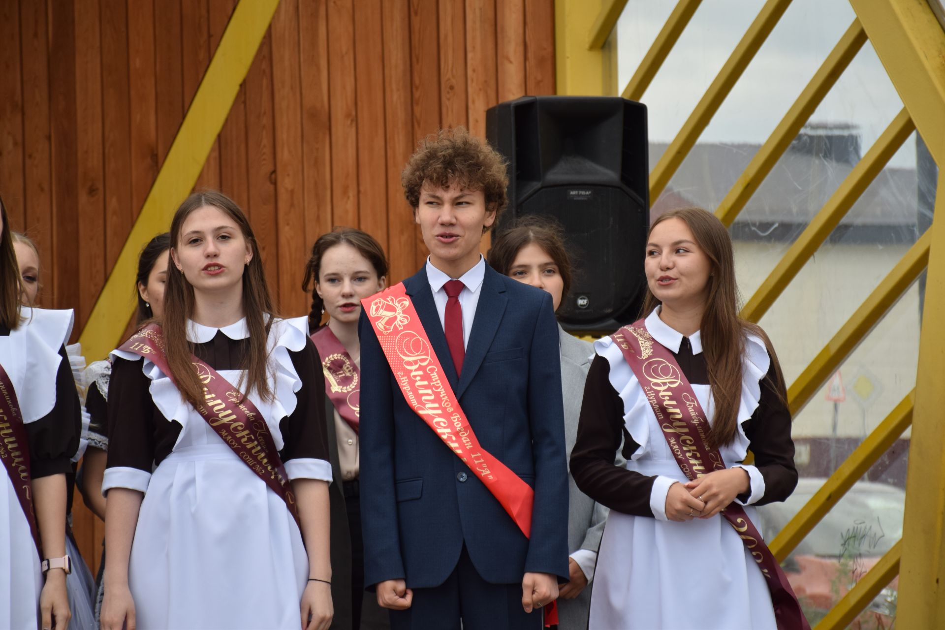 В Нурлате чествовали лучших выпускников нашего района (ФОТОРЕПОРТАЖ)