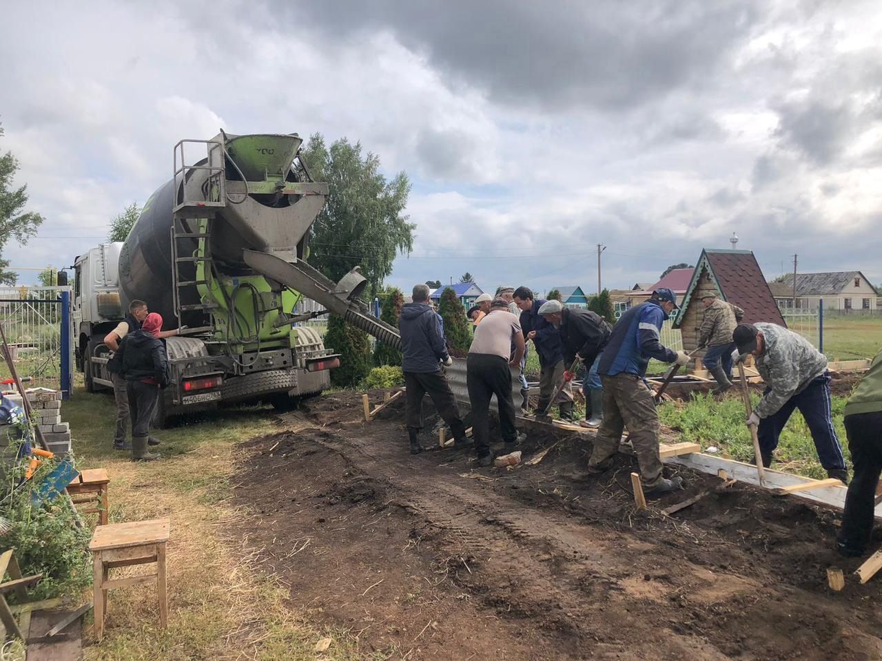 В Биляр-Озере заложили фундамент под новое здание воскресной школы