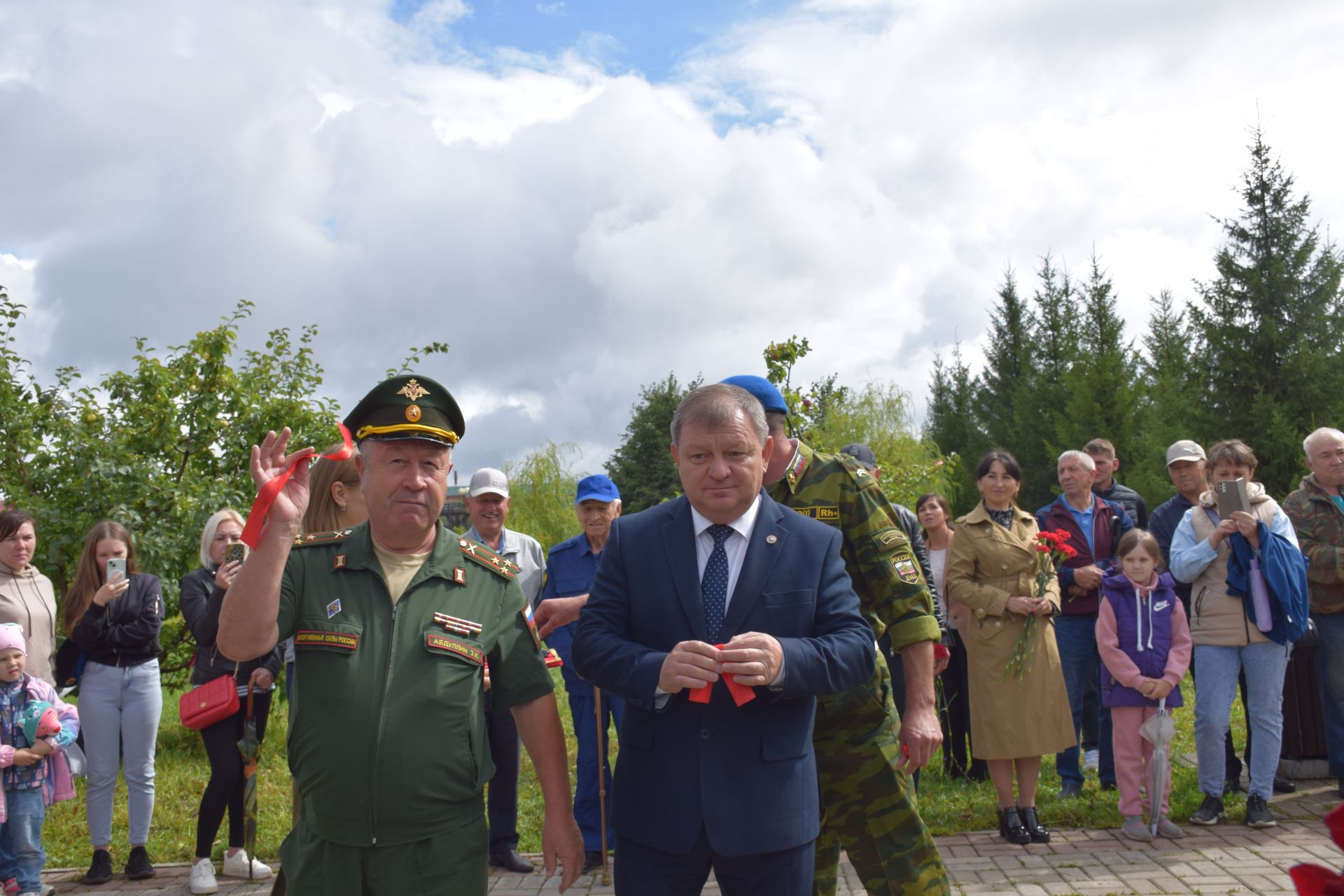 У летчиков Нурлата появилось свое памятное место в центральном парке