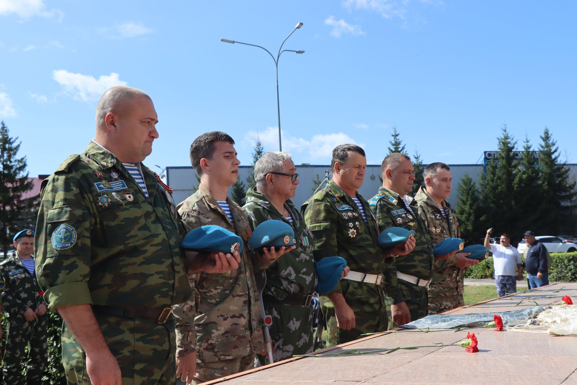 В праздновании Дня ВДВ в Нурлате принял участие боец СВО