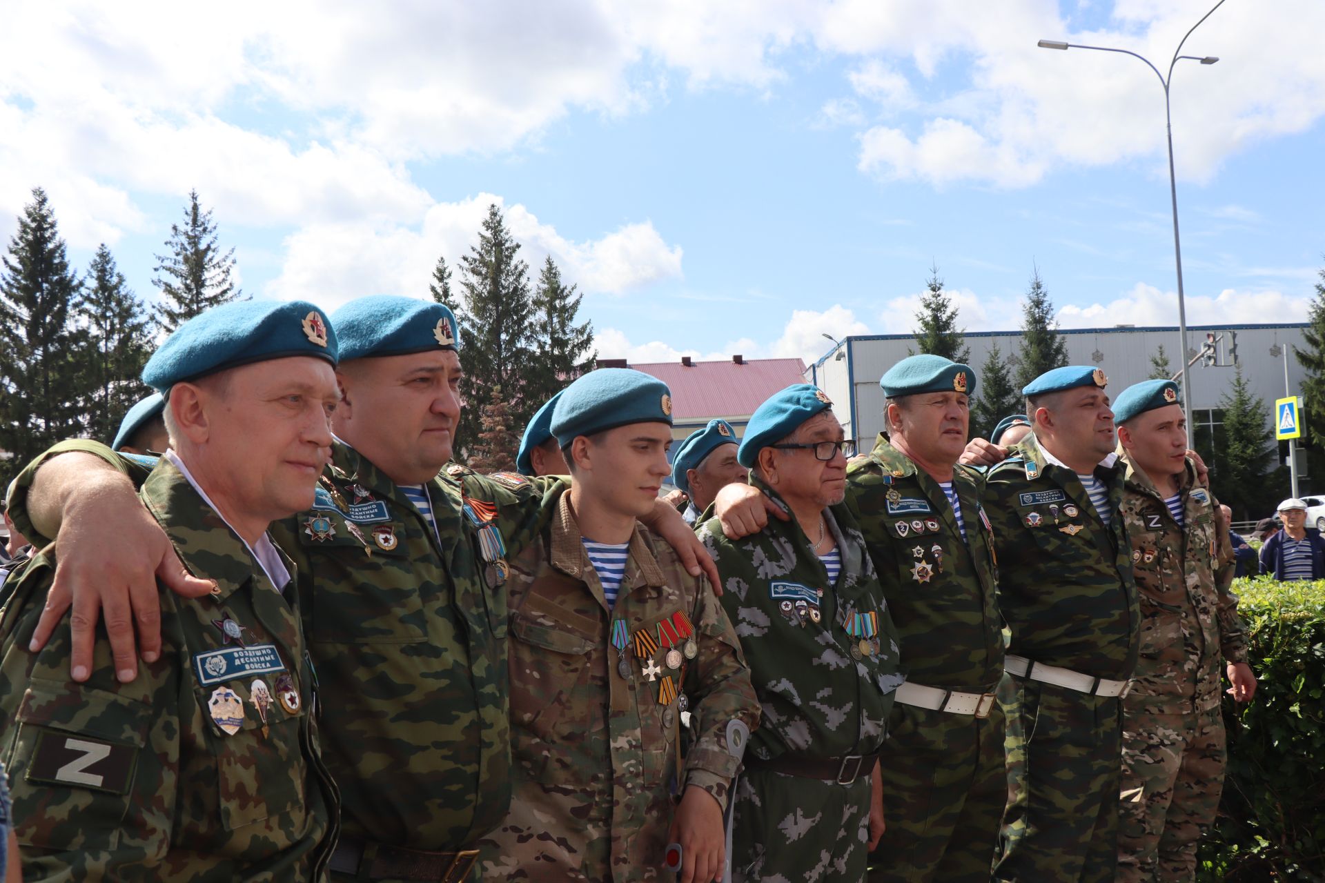 В праздновании Дня ВДВ в Нурлате принял участие боец СВО