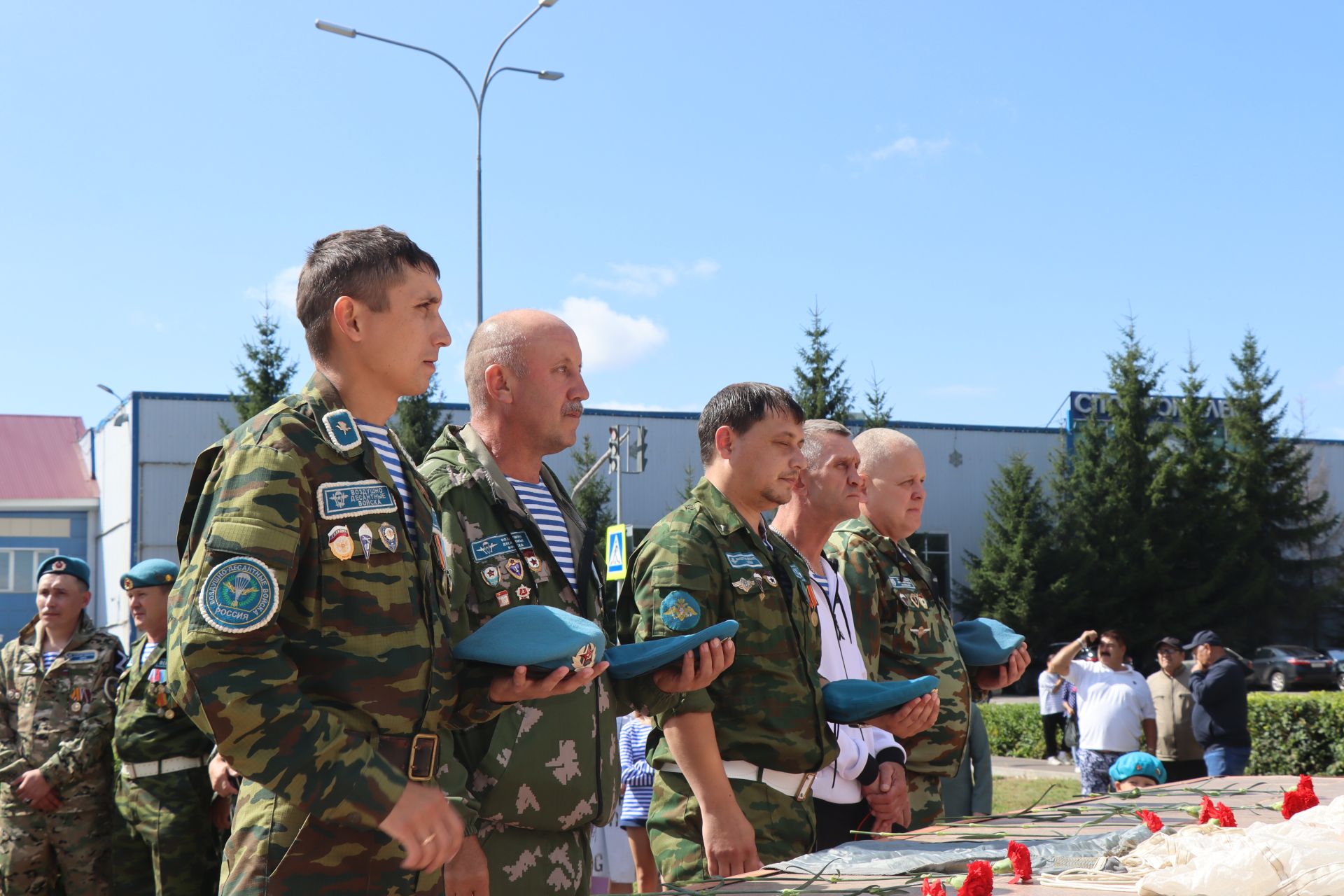 В праздновании Дня ВДВ в Нурлате принял участие боец СВО