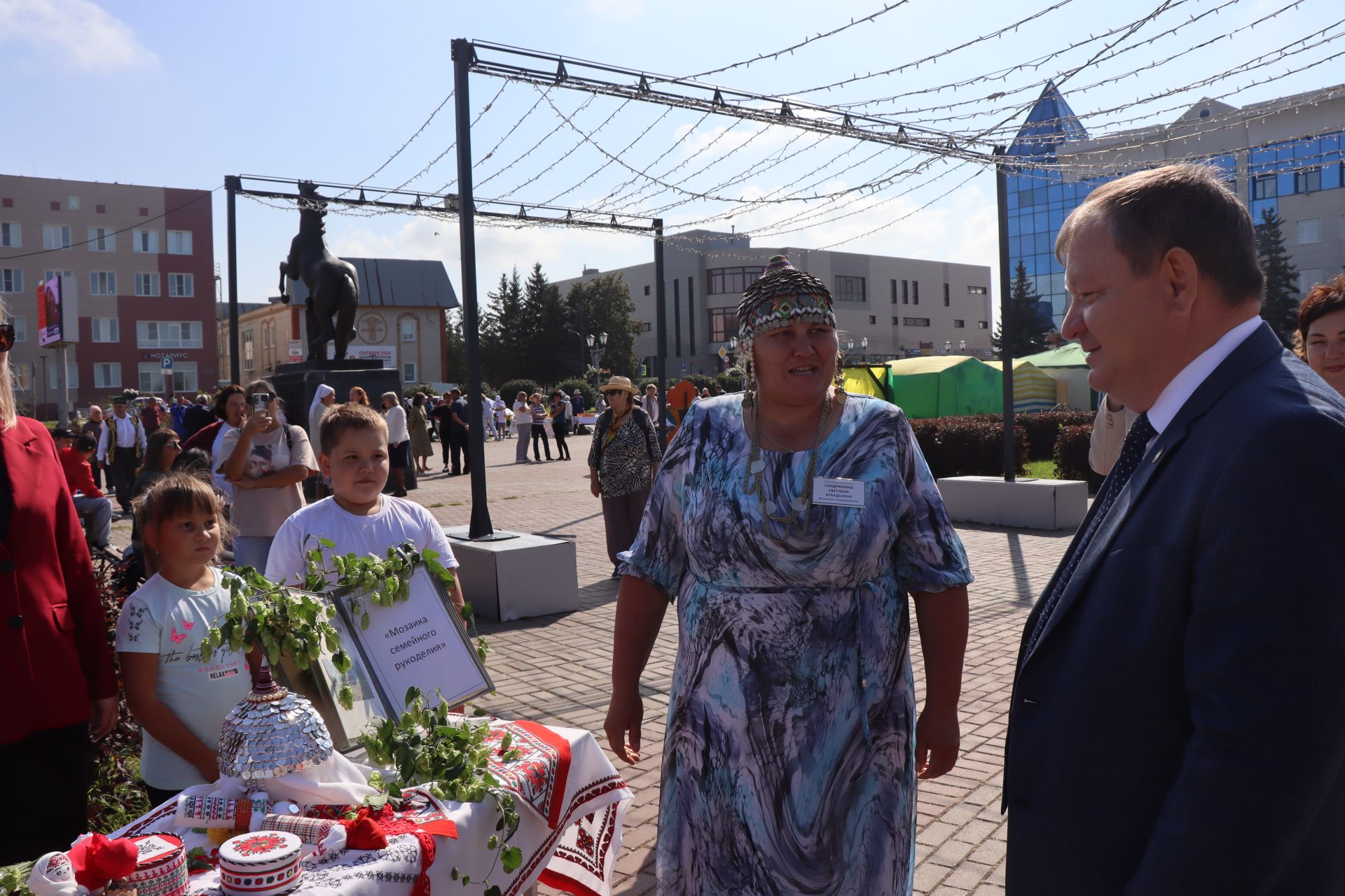 В рамках августовского совещания педагоги района представили тематические выставки