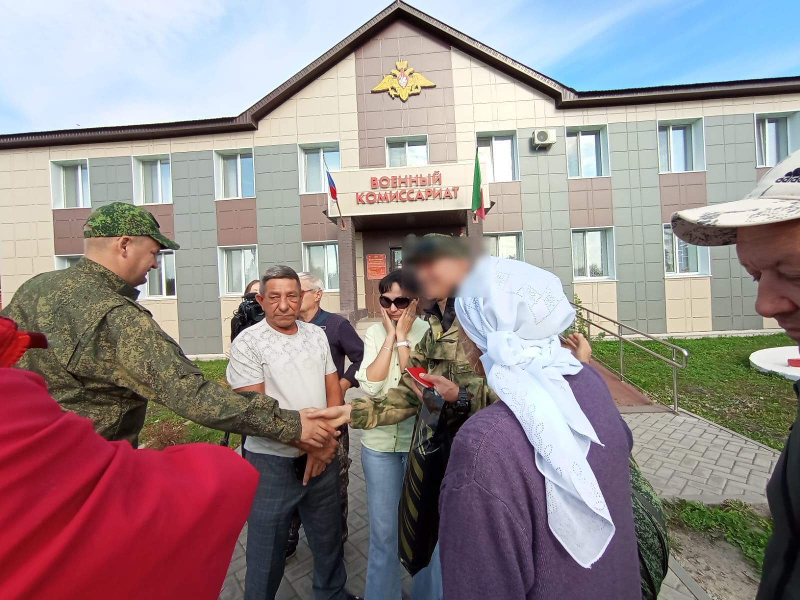 В понедельник из Нурлата в зону СВО отправились еще двое нурлатцев