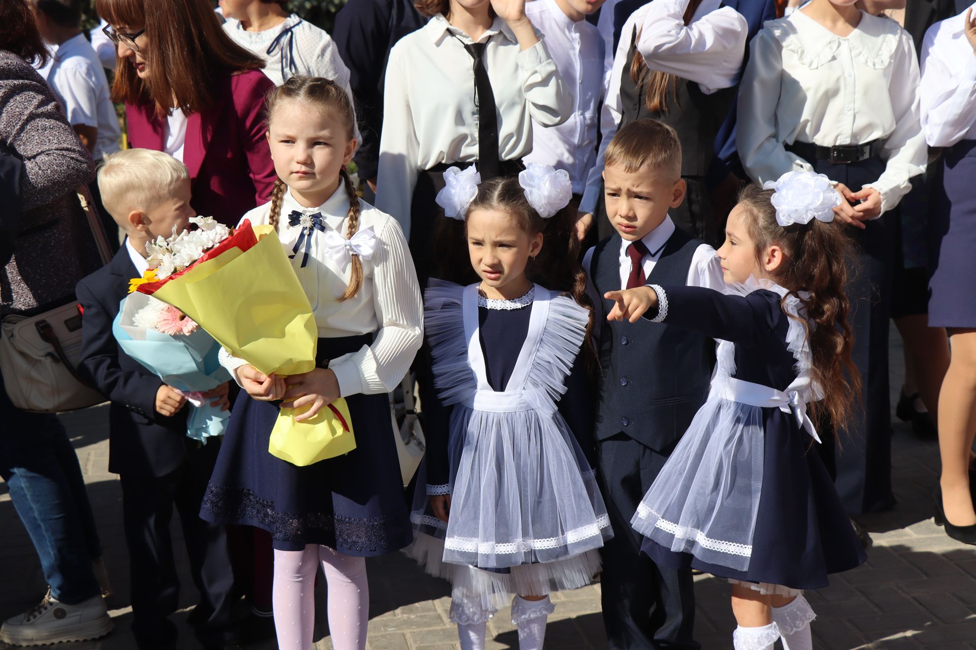 В Нурлате первый звонок для учеников школы №2 прозвенел в обновленных стенах