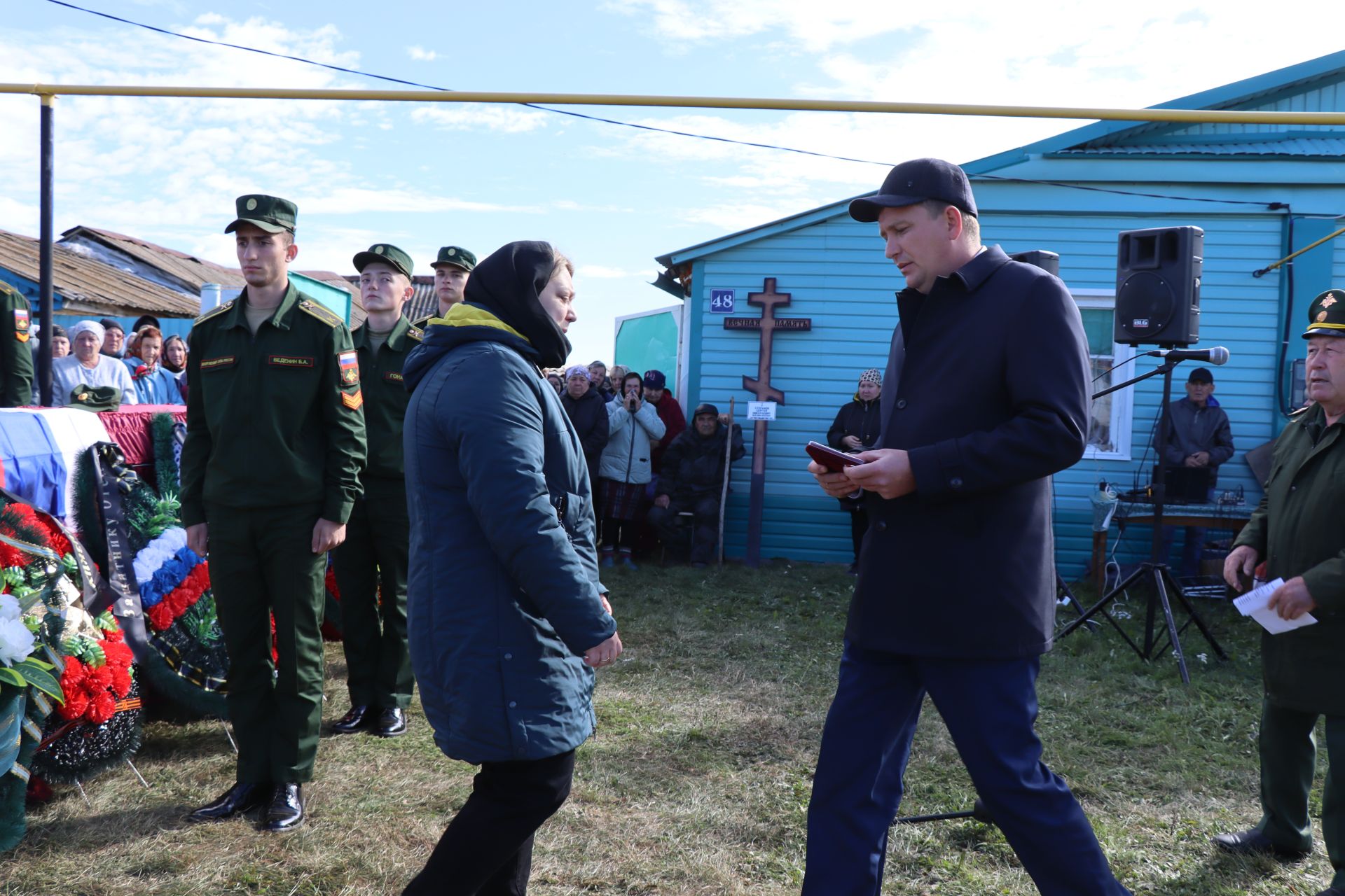 В Старых Челнах простились с героем СВО