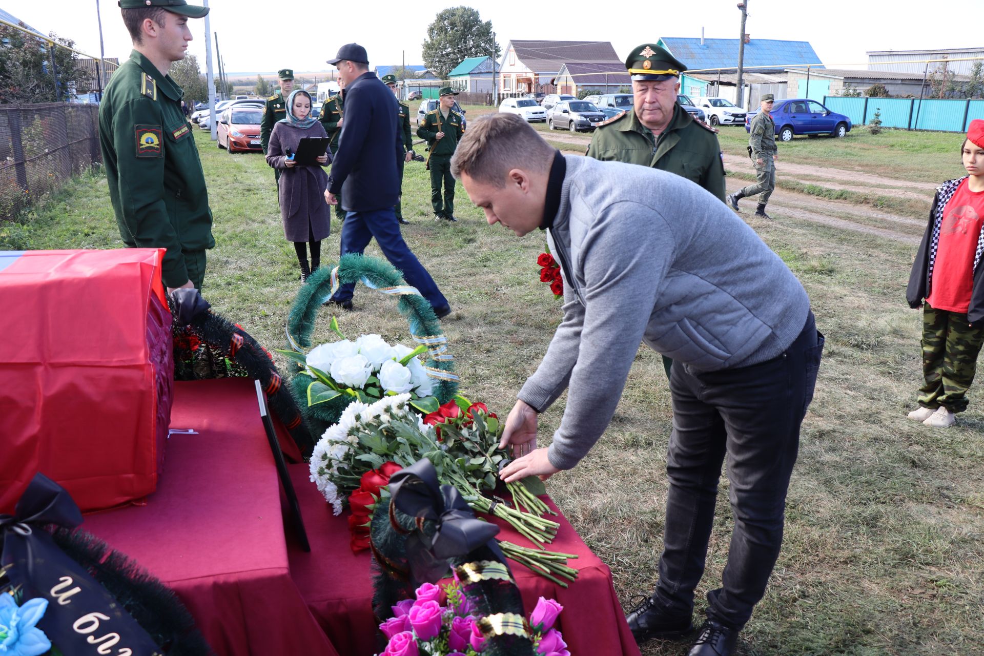 В Старых Челнах простились с героем СВО