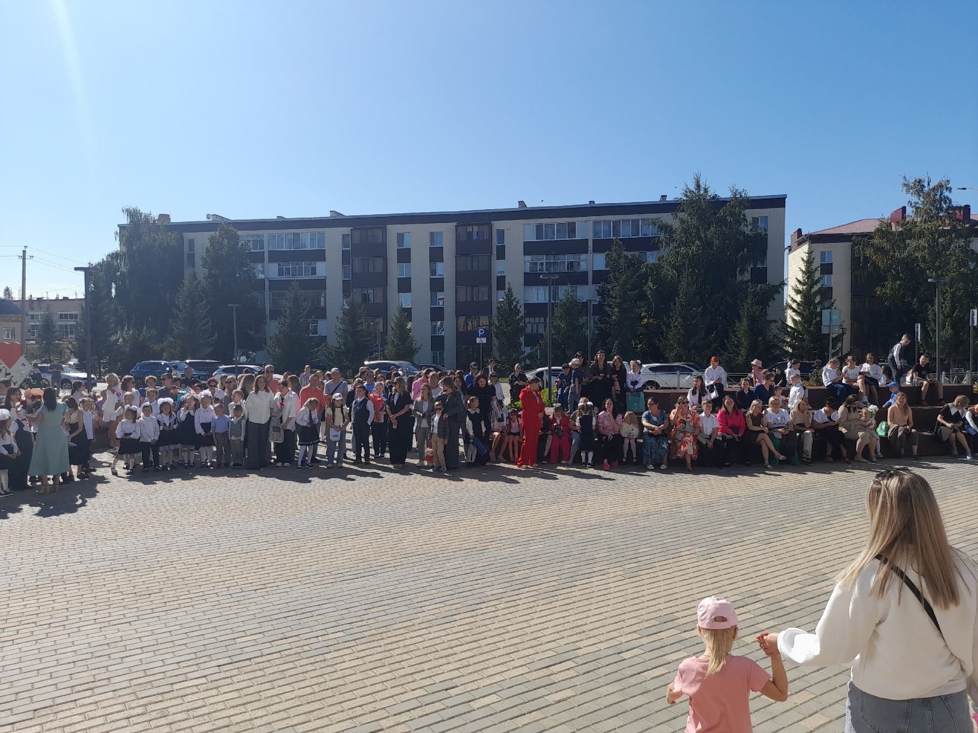 2 сентября в детской школе искусств «Сәләт» впервые прошла торжественная музыкальная линейка