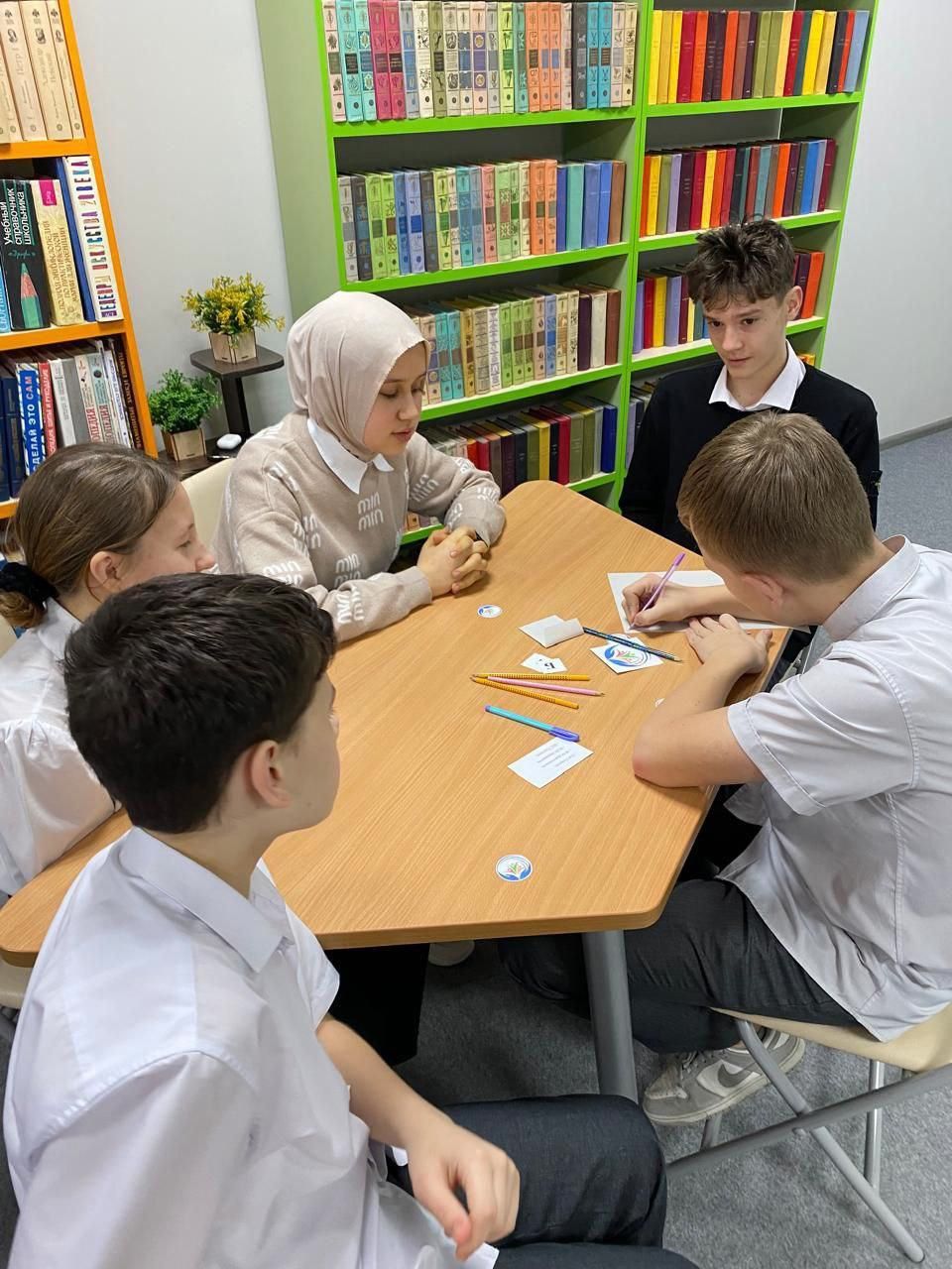 В центральной библиотеке Нурлата дан старт новому авторскому проекту