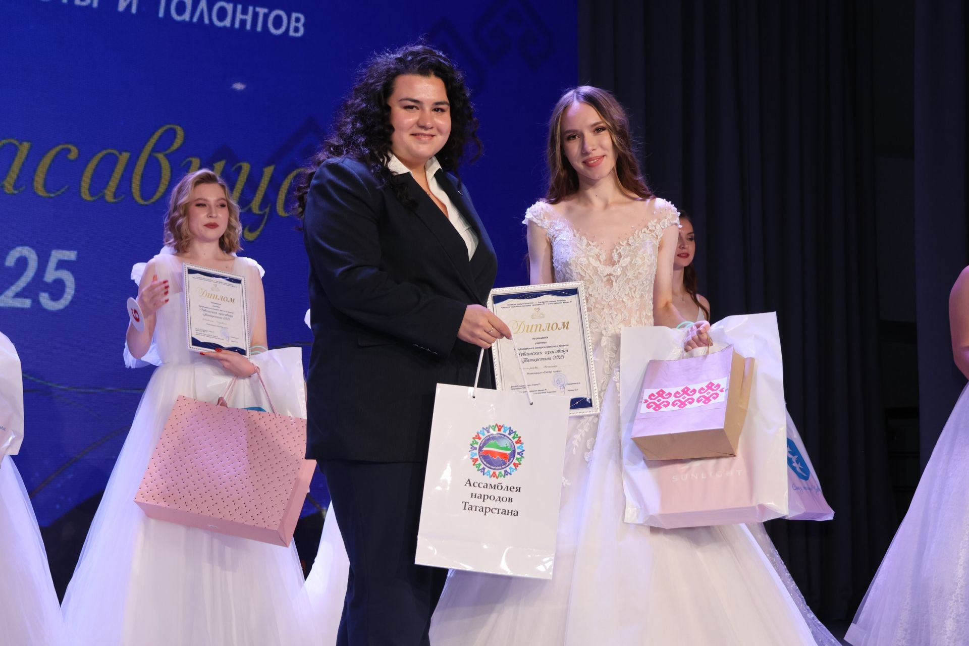 Ангелина Дмитриева достойно представила Нурлатский район на конкурсе «Чувашская красавица Татарстана – 2025»