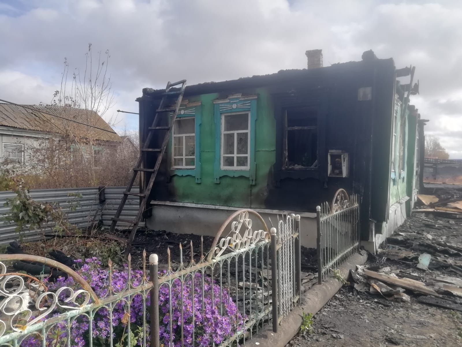 Пожарный извещатель разбудил бы раньше