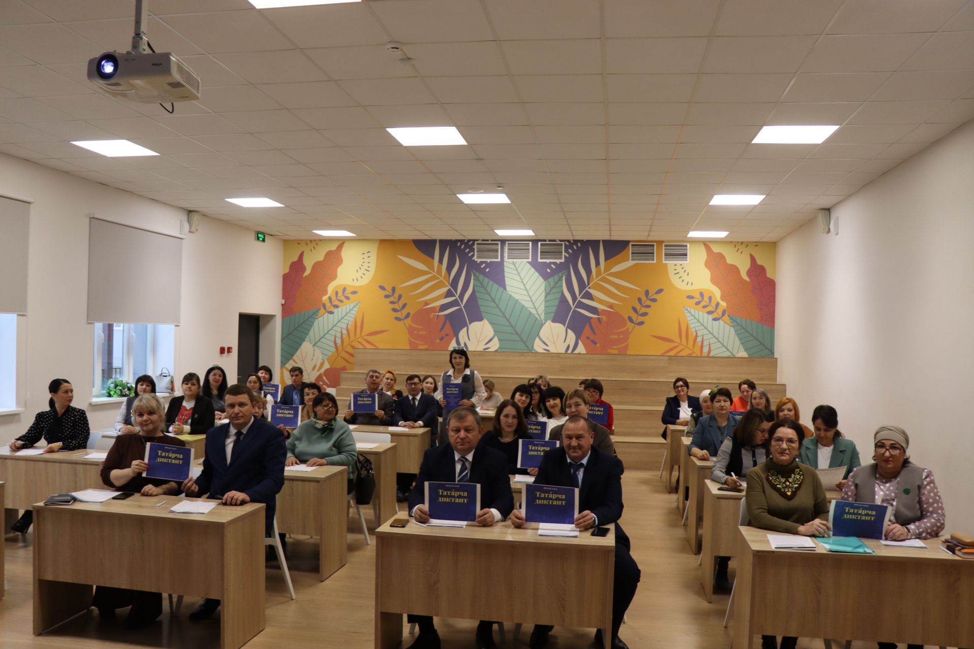 К Всемирной образовательной акции «Татарча диктант» присоединились нурлатцы