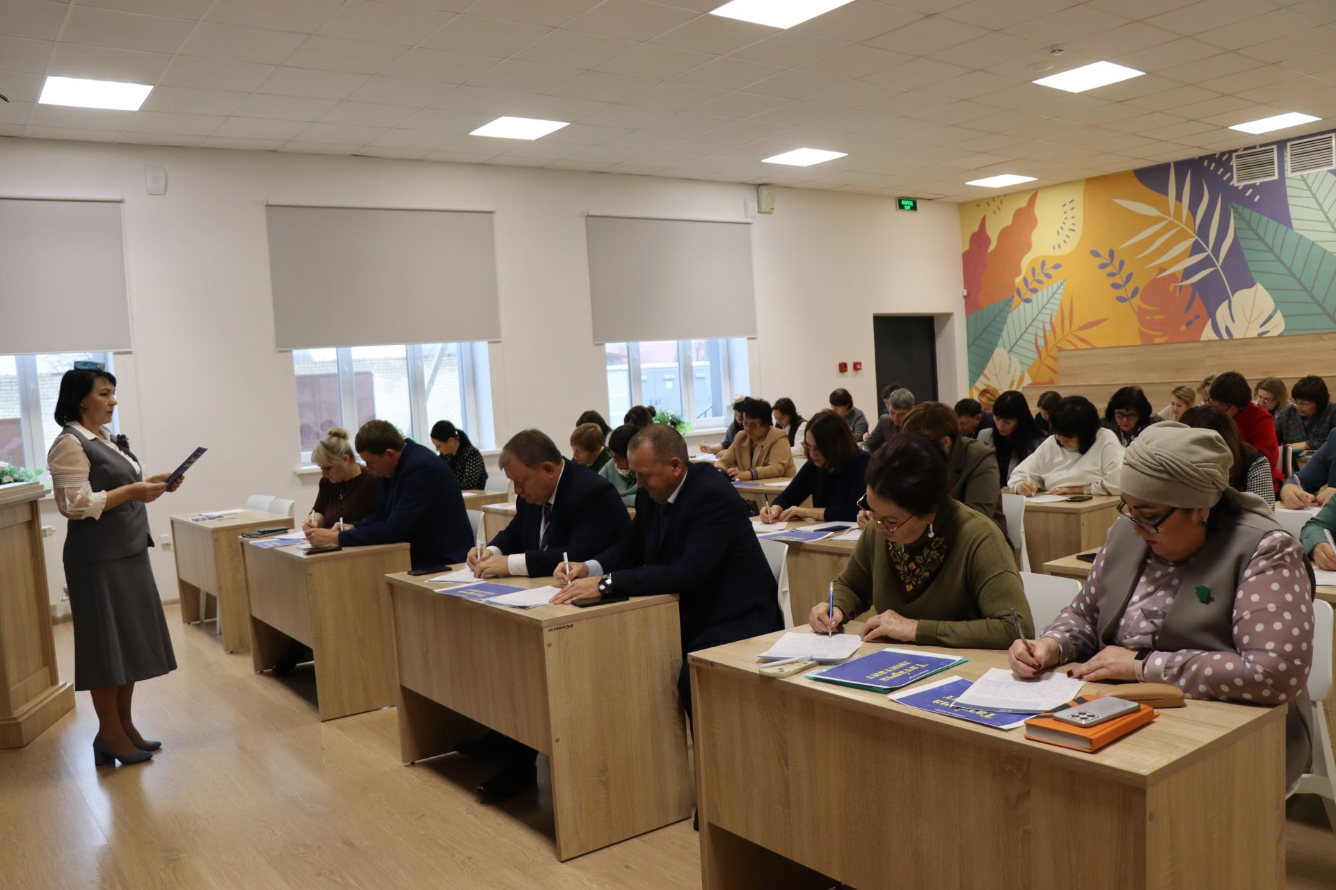 К Всемирной образовательной акции «Татарча диктант» присоединились нурлатцы