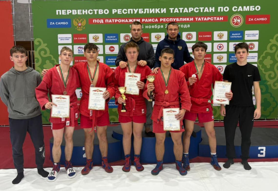 Нурлатские самбисты завоевали весь комплект наград Первенства Татарстана