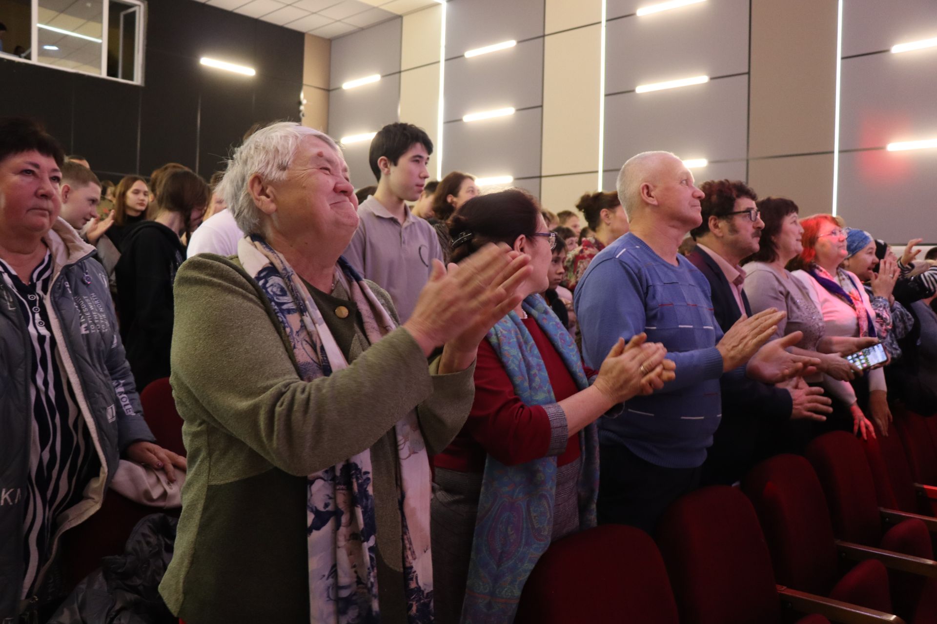 Патриотический концерт нурлатских артистов в Черемшане прошел с аншлагом