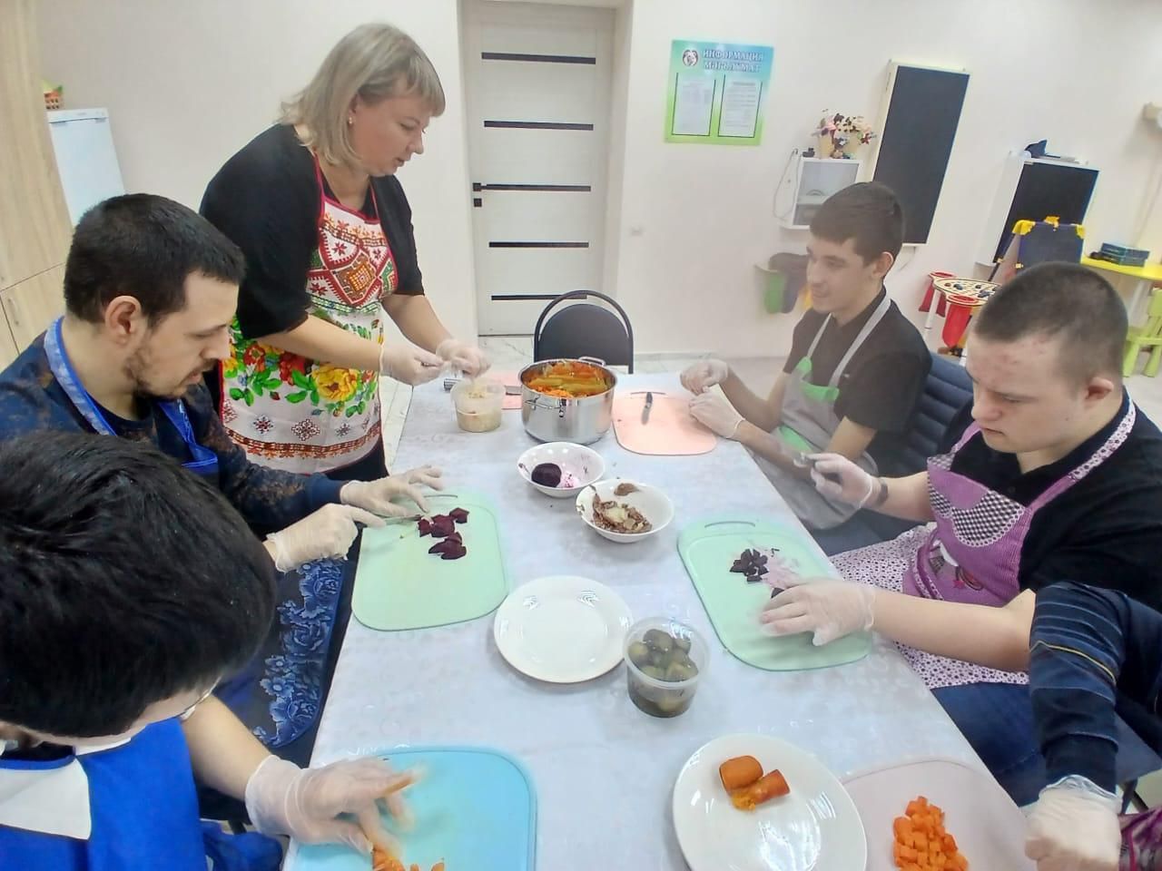 От ароматных плюшек до полезного винегрета: кулинарные успехи в «Гармонии»