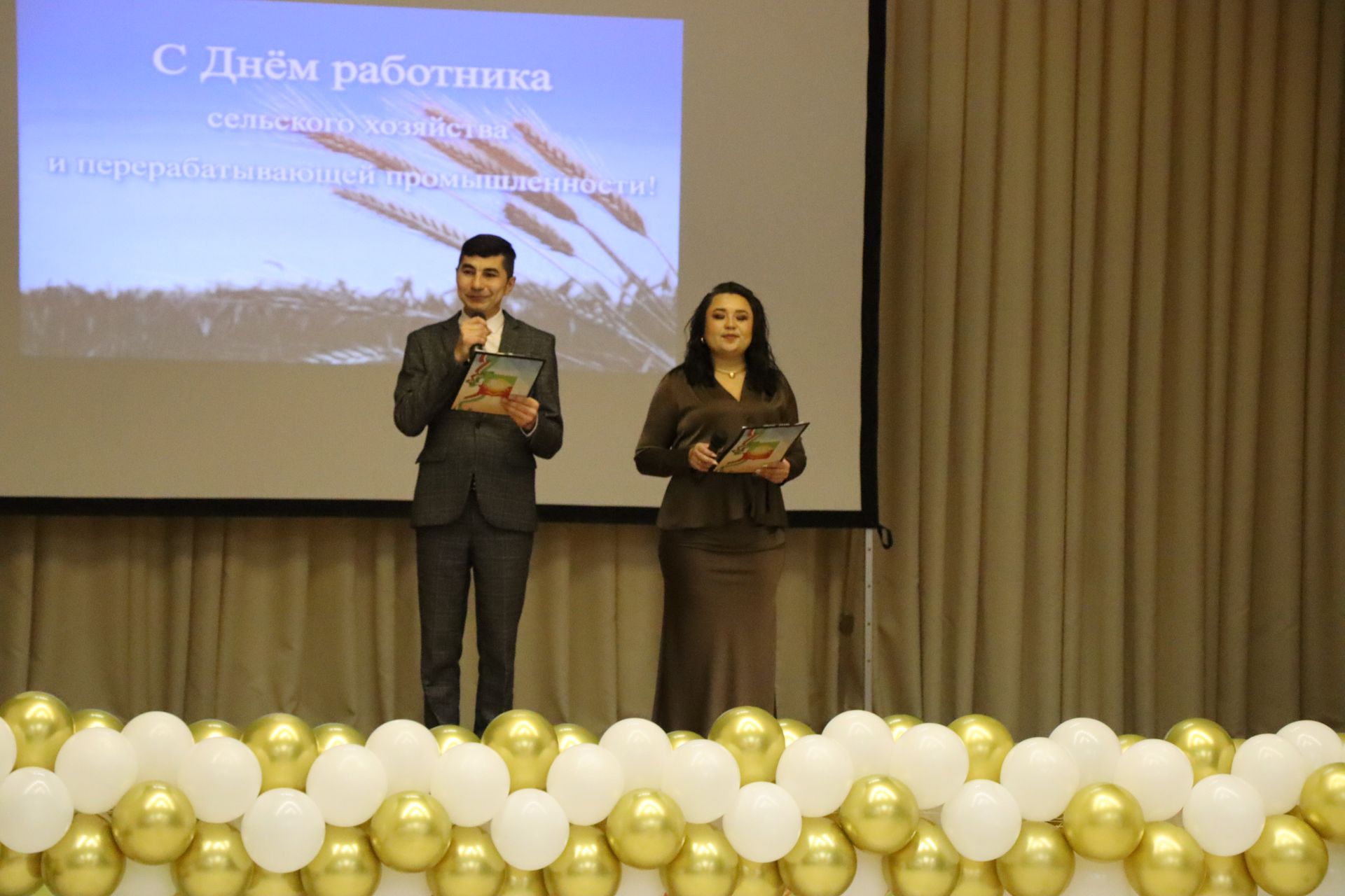 В Нурлате чествовали передовиков сельского хозяйства (+фоторепортаж)