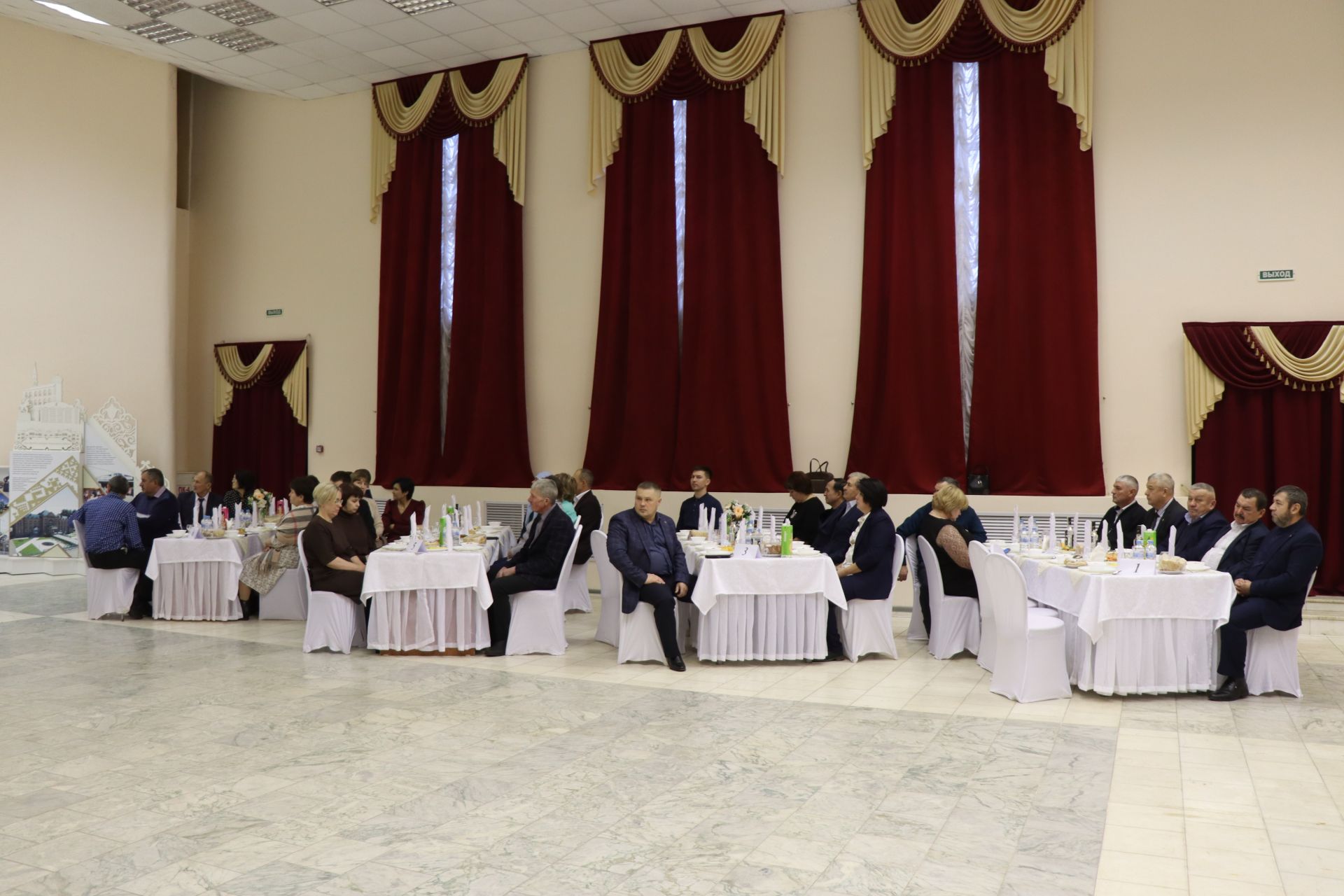 В Нурлате чествовали передовиков сельского хозяйства (+фоторепортаж)