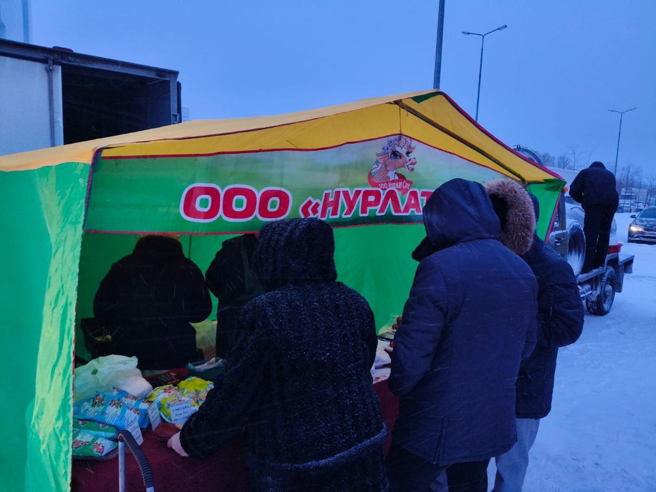 Нурлатские фермеры покорили Казань свежей продукцией