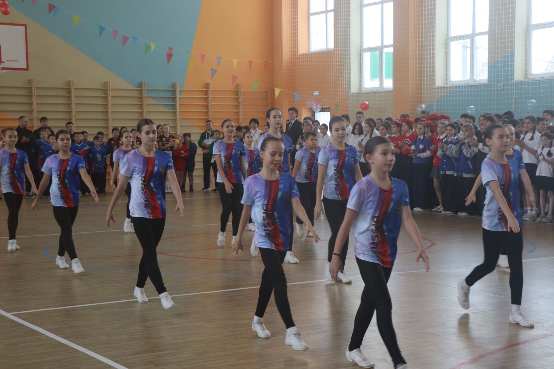 В Нурлате торжественно открыли спортзал городской школы №8 (+фоторепортаж)